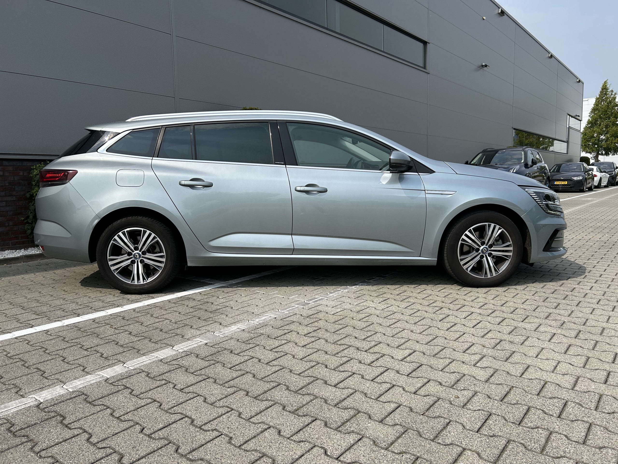 Renault Mégane Estate |  1.6 E-Tech Plug-In Hybrid 160 |  Business Zen | Automaat