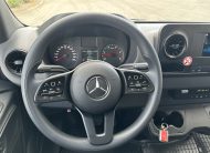 Mercedes-Benz Sprinter Bakwagen met laadklep | 170PK | automaat