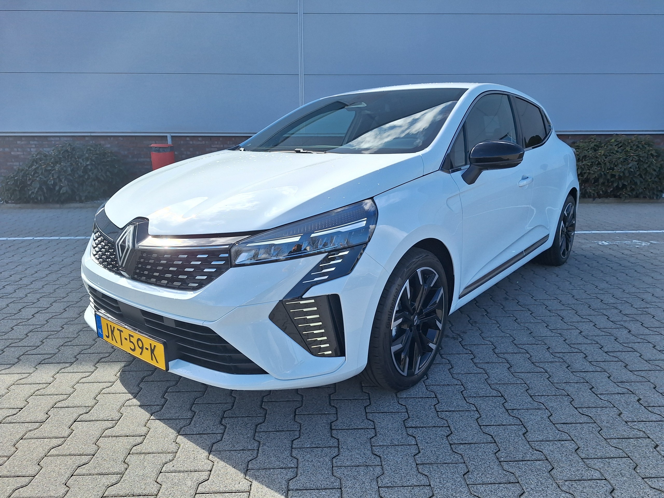 Renault Clio | 1.6 E-Tech Full Hybrid 145 techno 2025 | Automaat