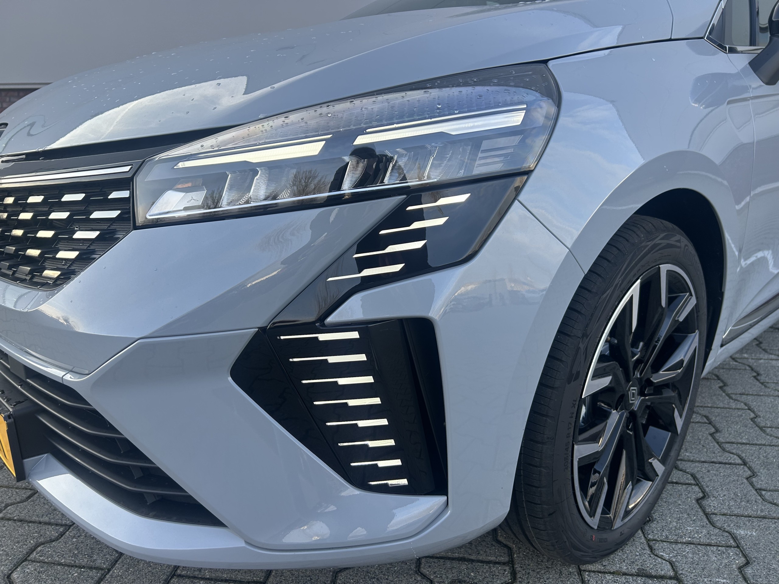 Renault Clio | 1.6 E-Tech Full Hybrid 145 techno 2025 | Automaat