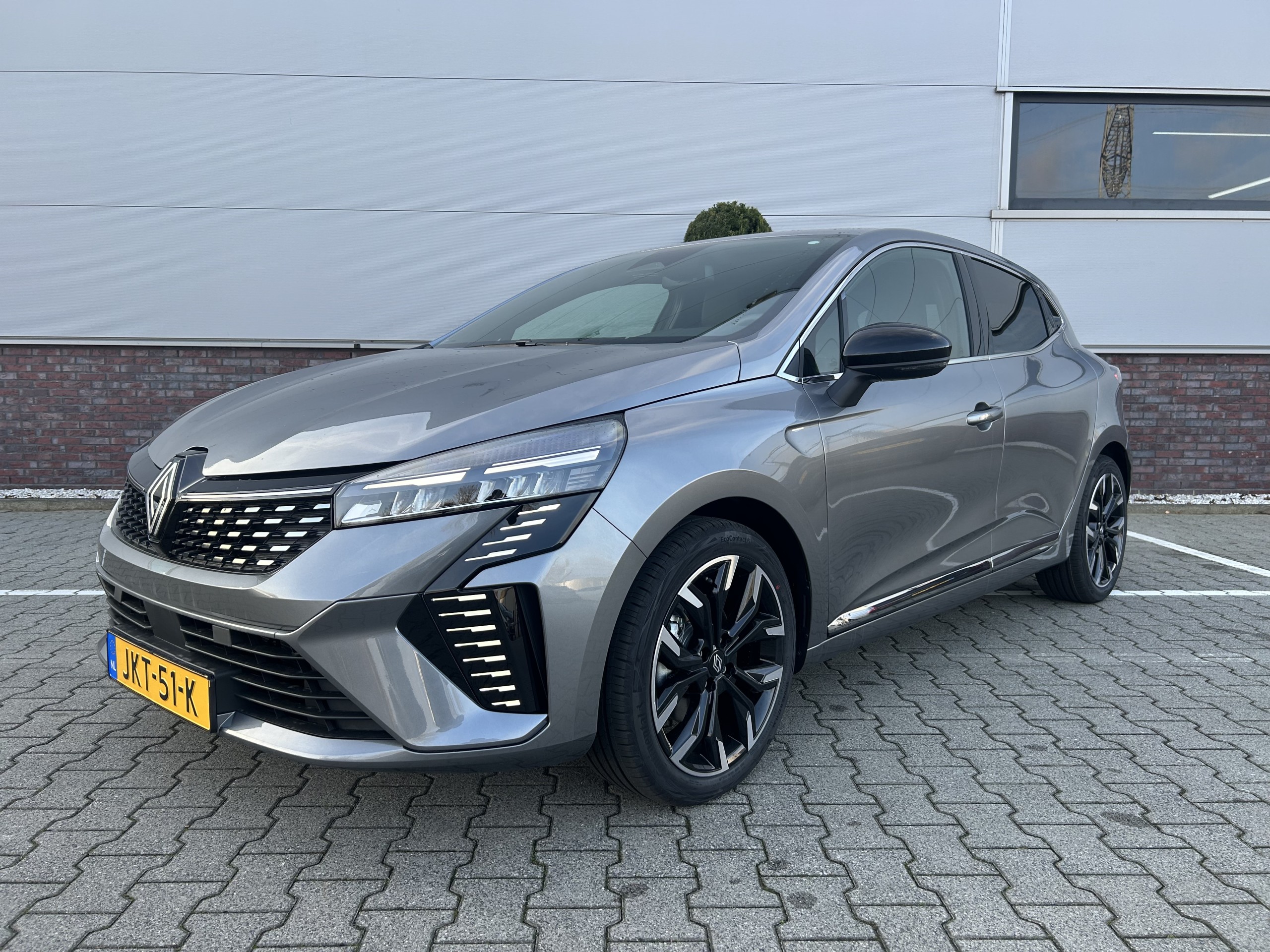 Renault Clio | 1.6 E-Tech Full Hybrid 145 techno 2025 | Automaat