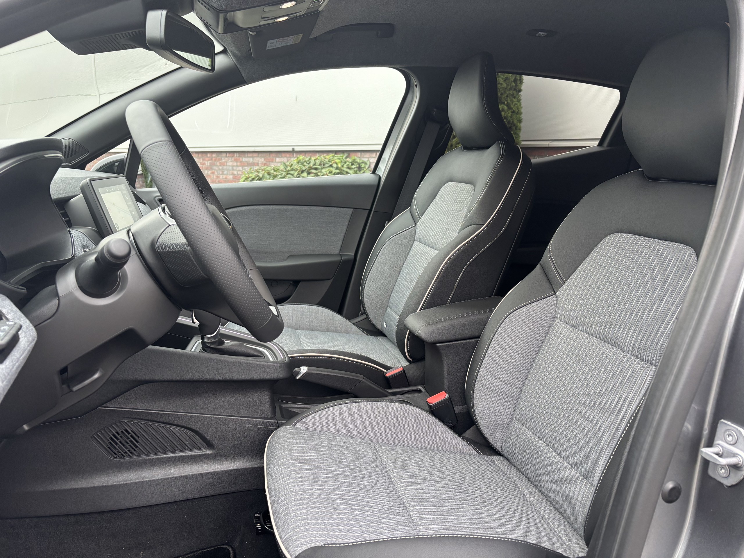 Renault Clio | 1.6 E-Tech Full Hybrid 145 techno