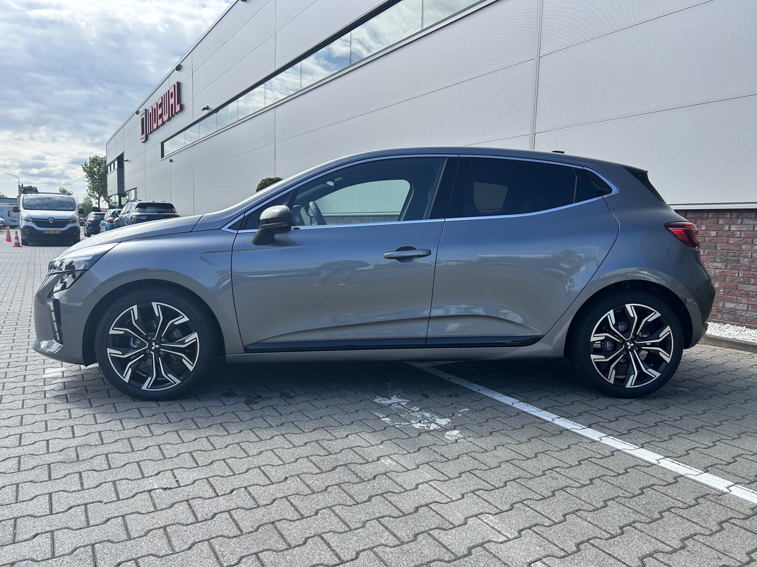 Mitsubishi Colt | 1.0T MT | First Edition
