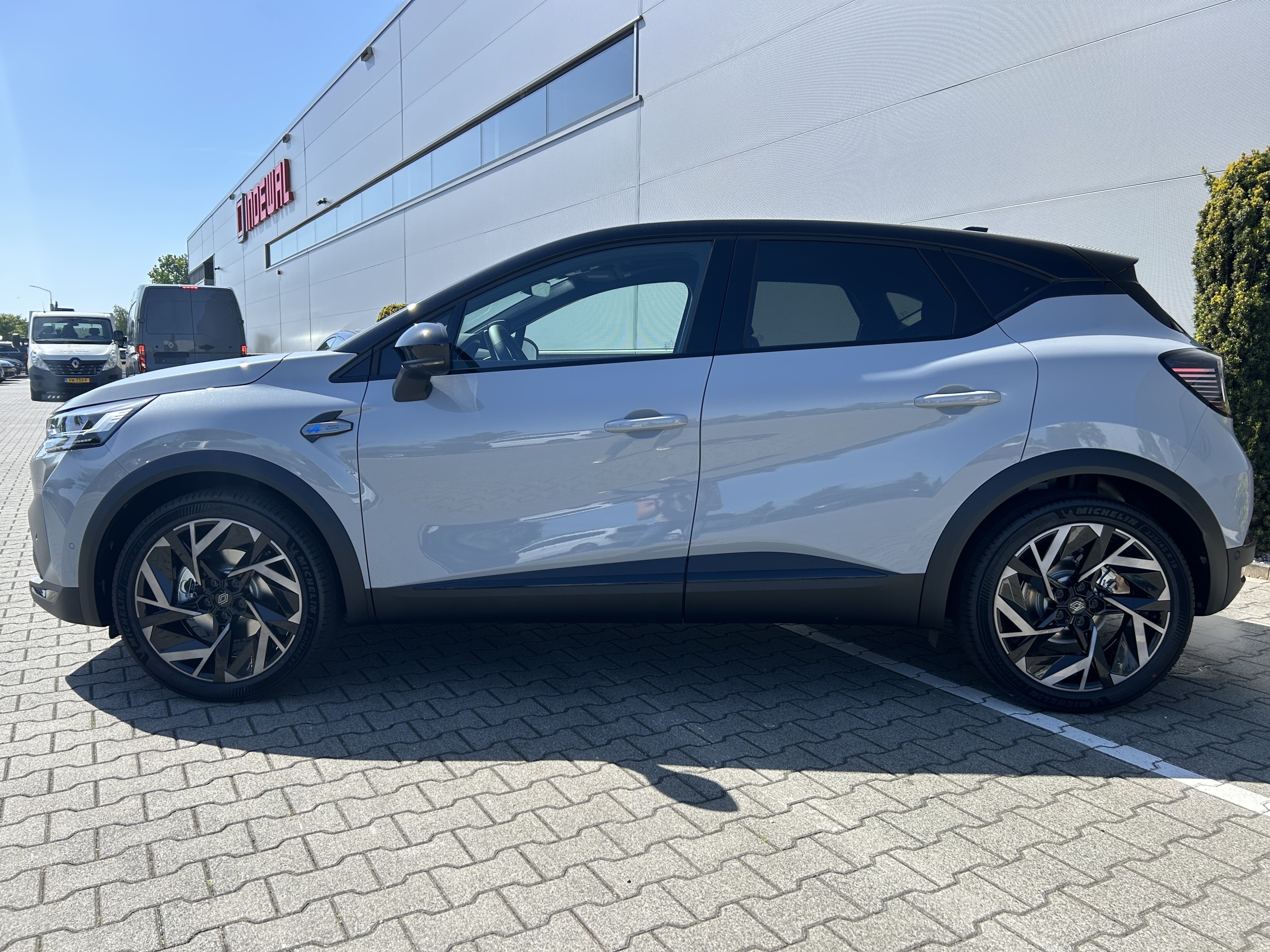 Renault Captur | 1.6 E-Tech full hybrid