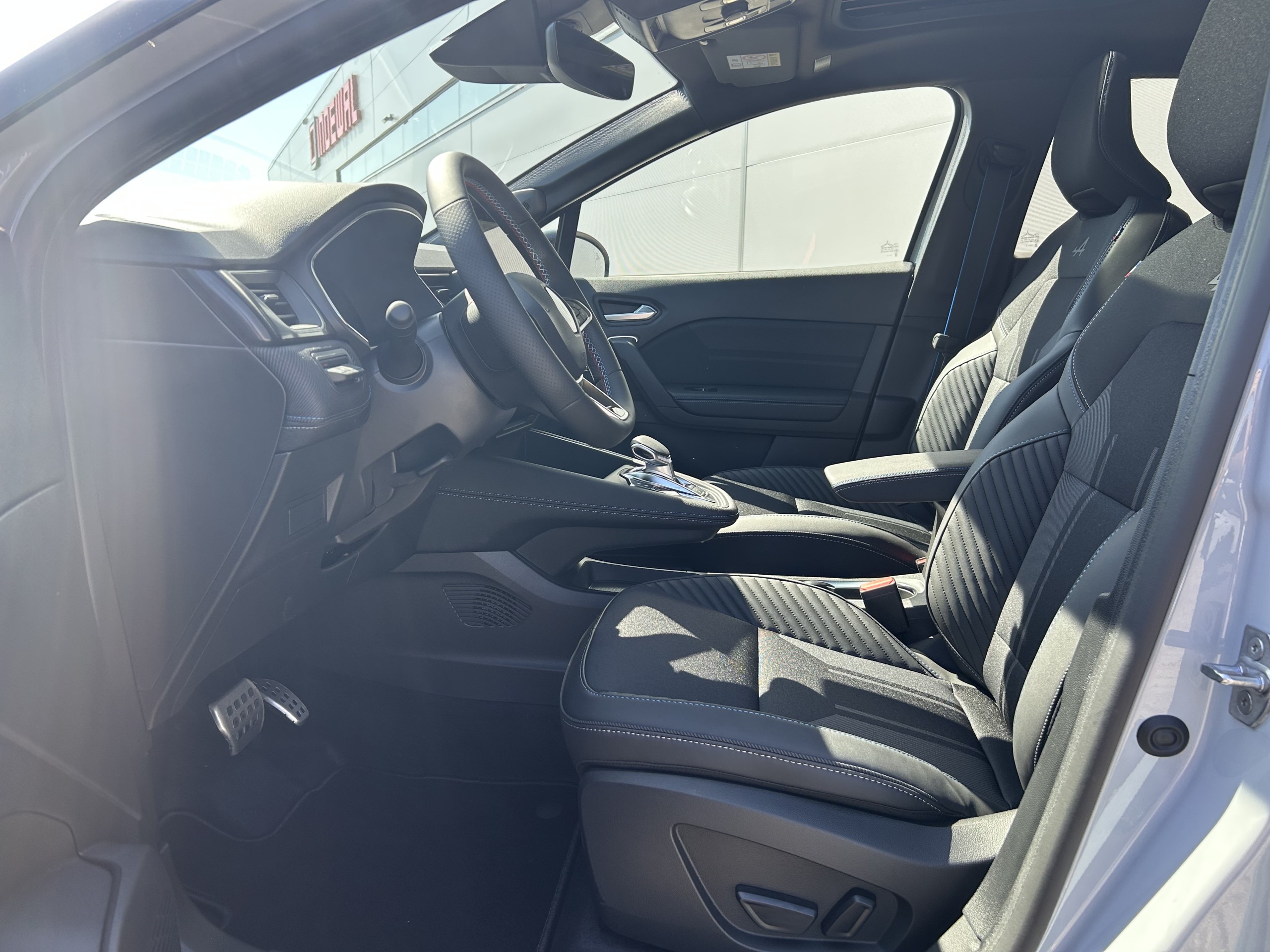 Renault Captur | 1.6 E-Tech full hybrid