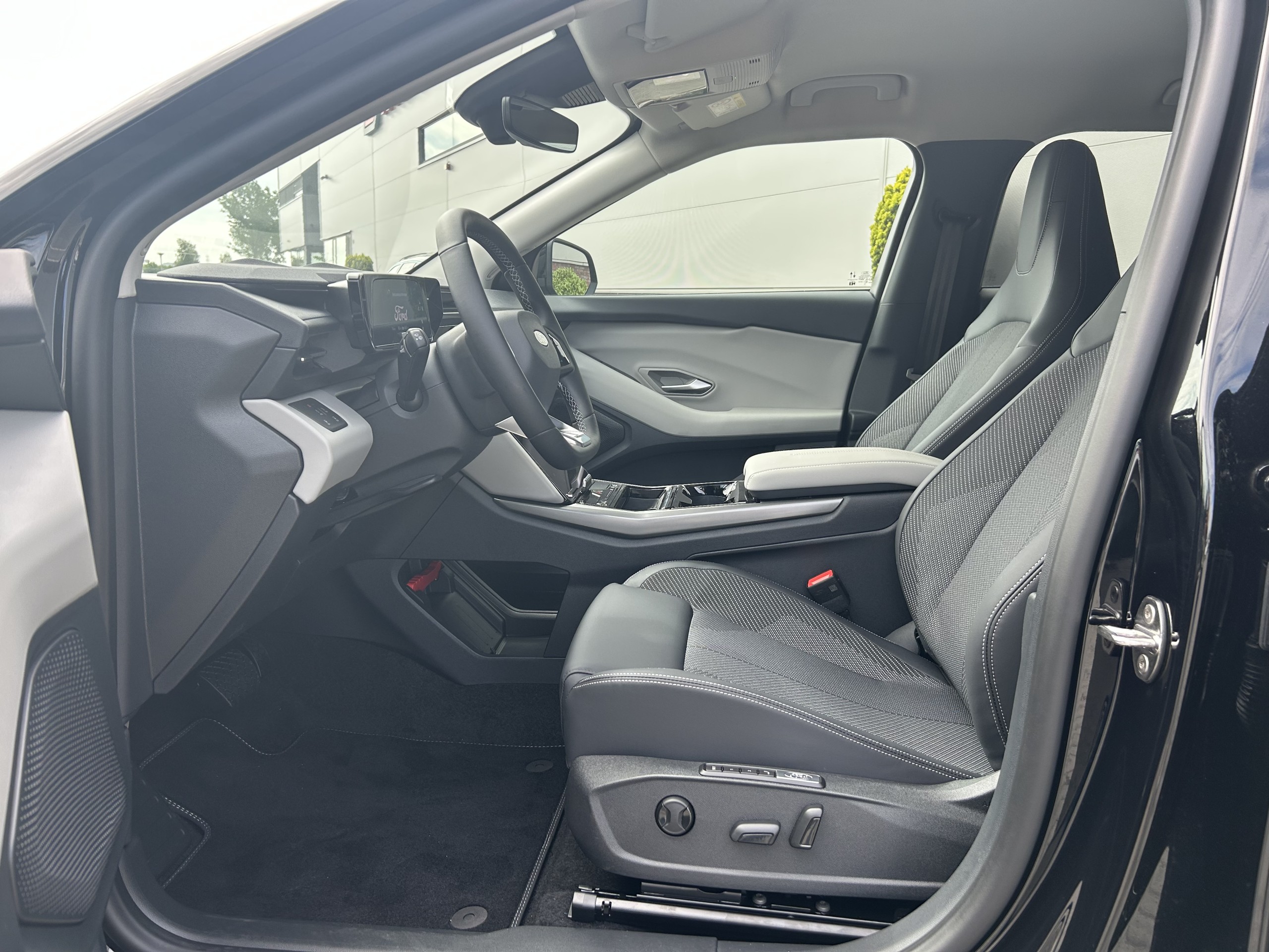 Ford Explorer | Extended Range RWD 77kWh