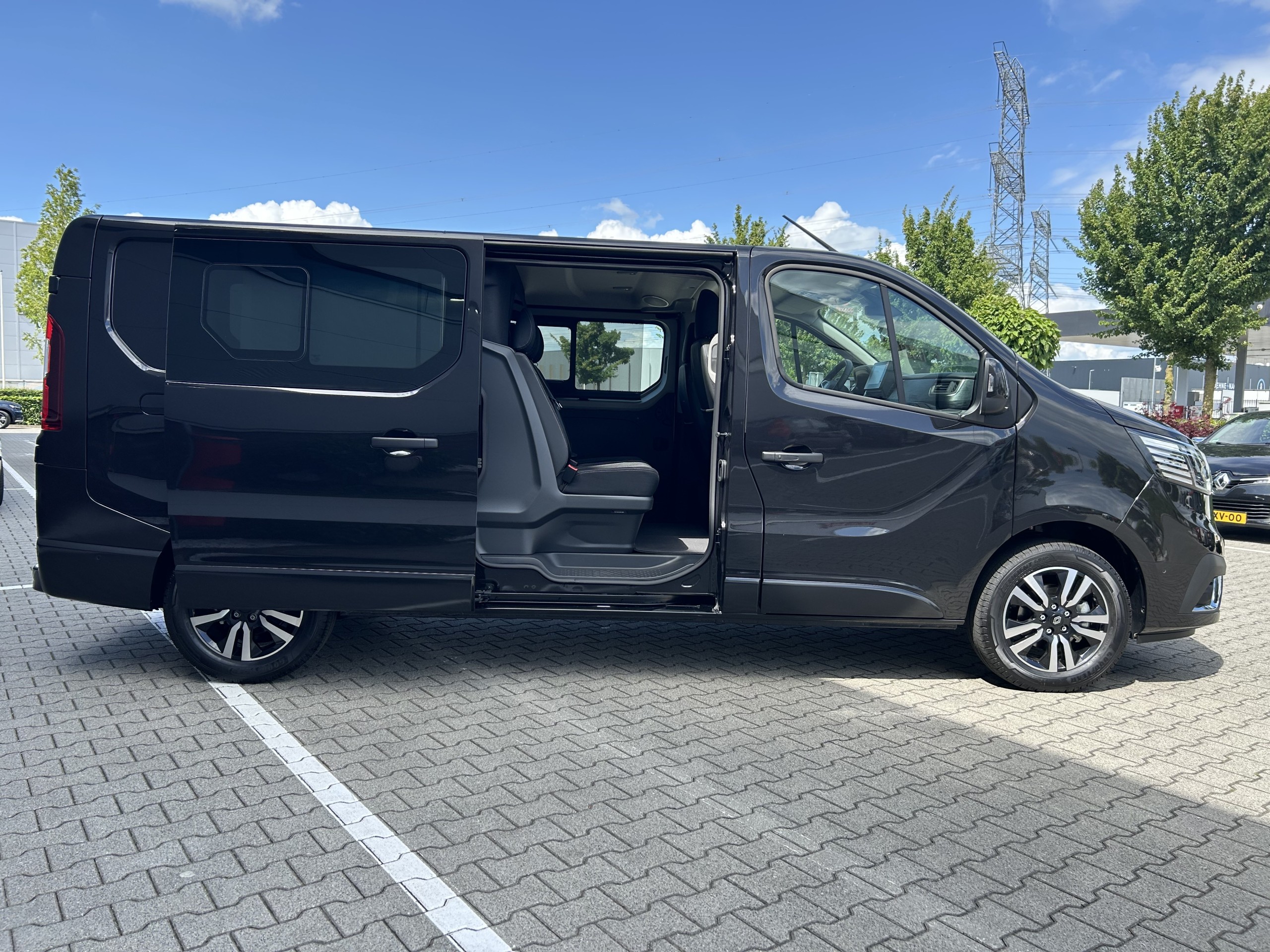 Renault Trafic | 2.0 Blue dCi EDC 170 T29 L2H1 | Dubble Cabine