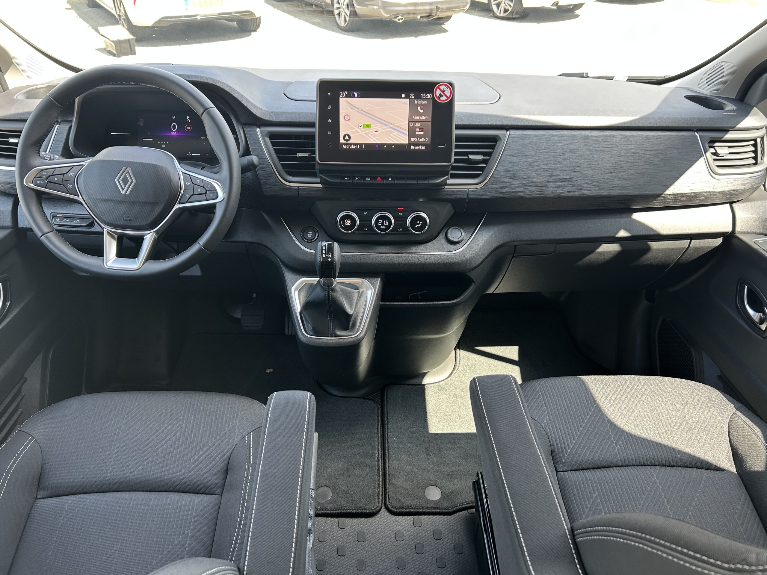 Renault Trafic | 2.0 Blue dCi EDC 170 T29 L2H1 | Dubble Cabine