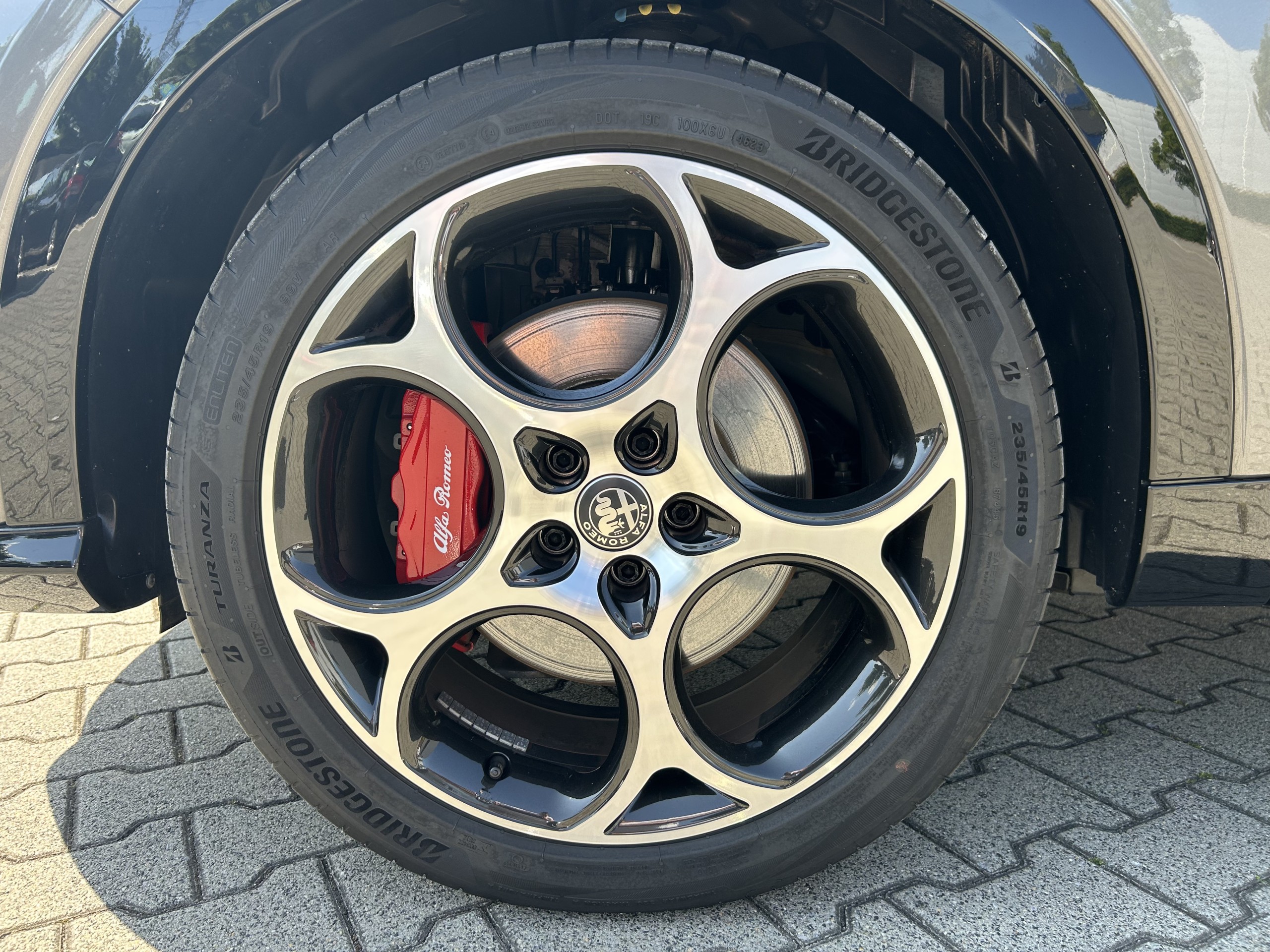 Alfa Romeo Tonale | 1.5T Hybrid Veloce