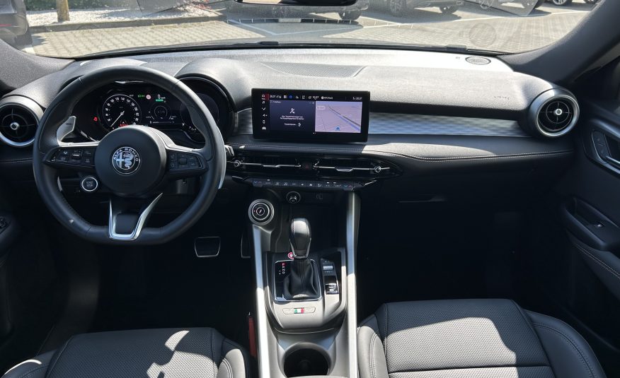 Alfa Romeo Tonale | 1.5T Hybrid Veloce
