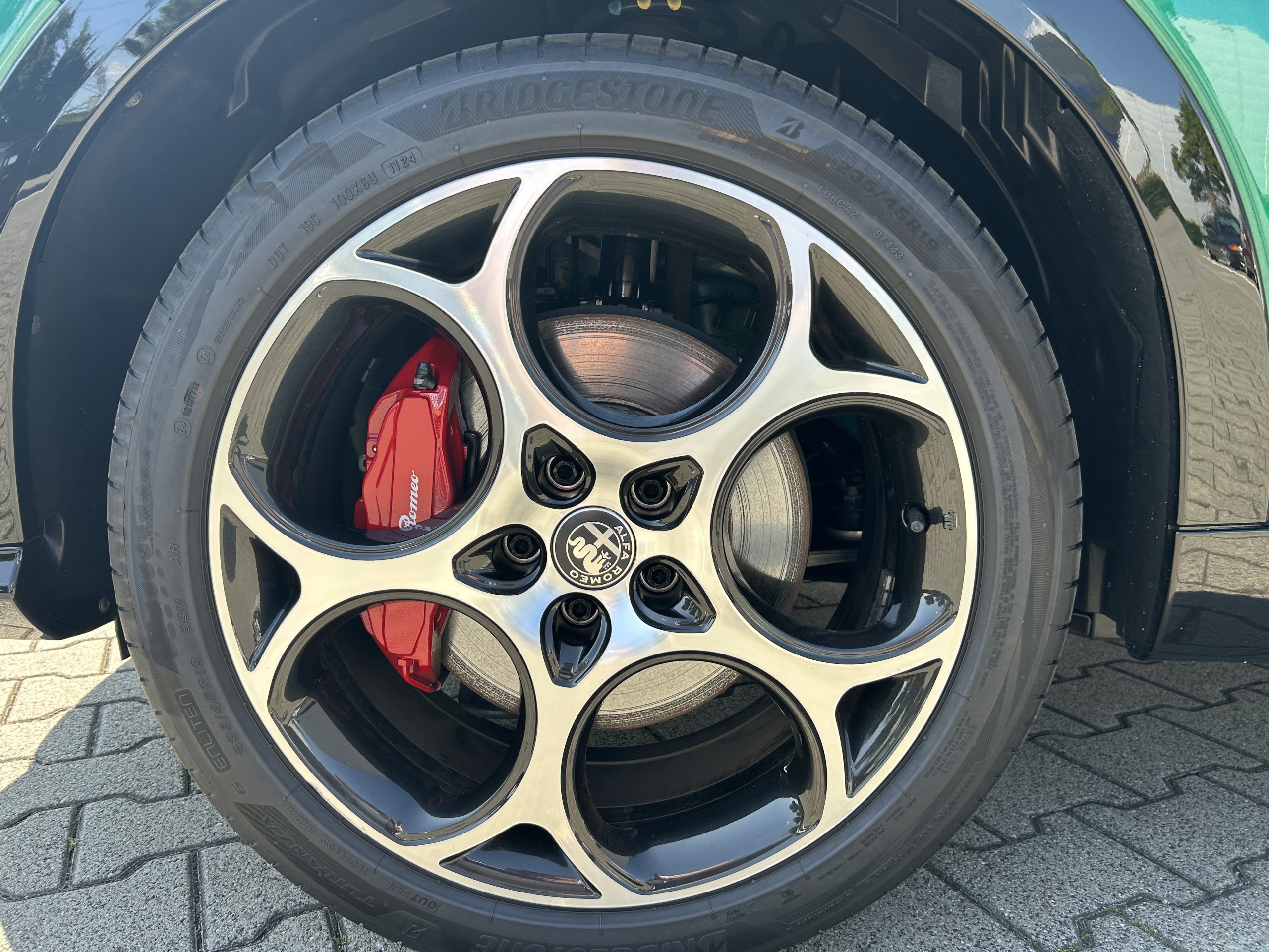 Alfa Romeo Tonale | 1.5T Hybrid Veloce