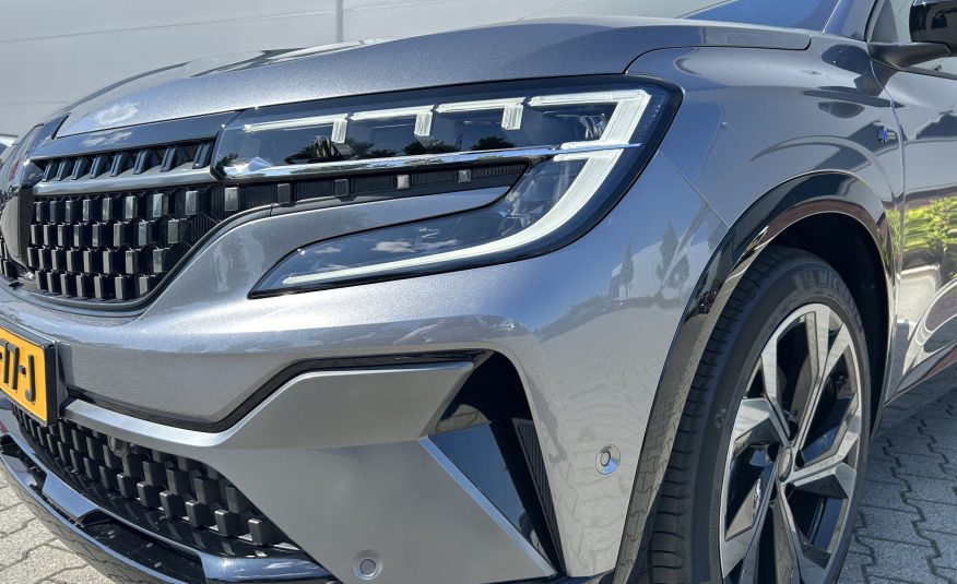 Renault Espace | E-Tech full hybrid 200 iconic 7p.