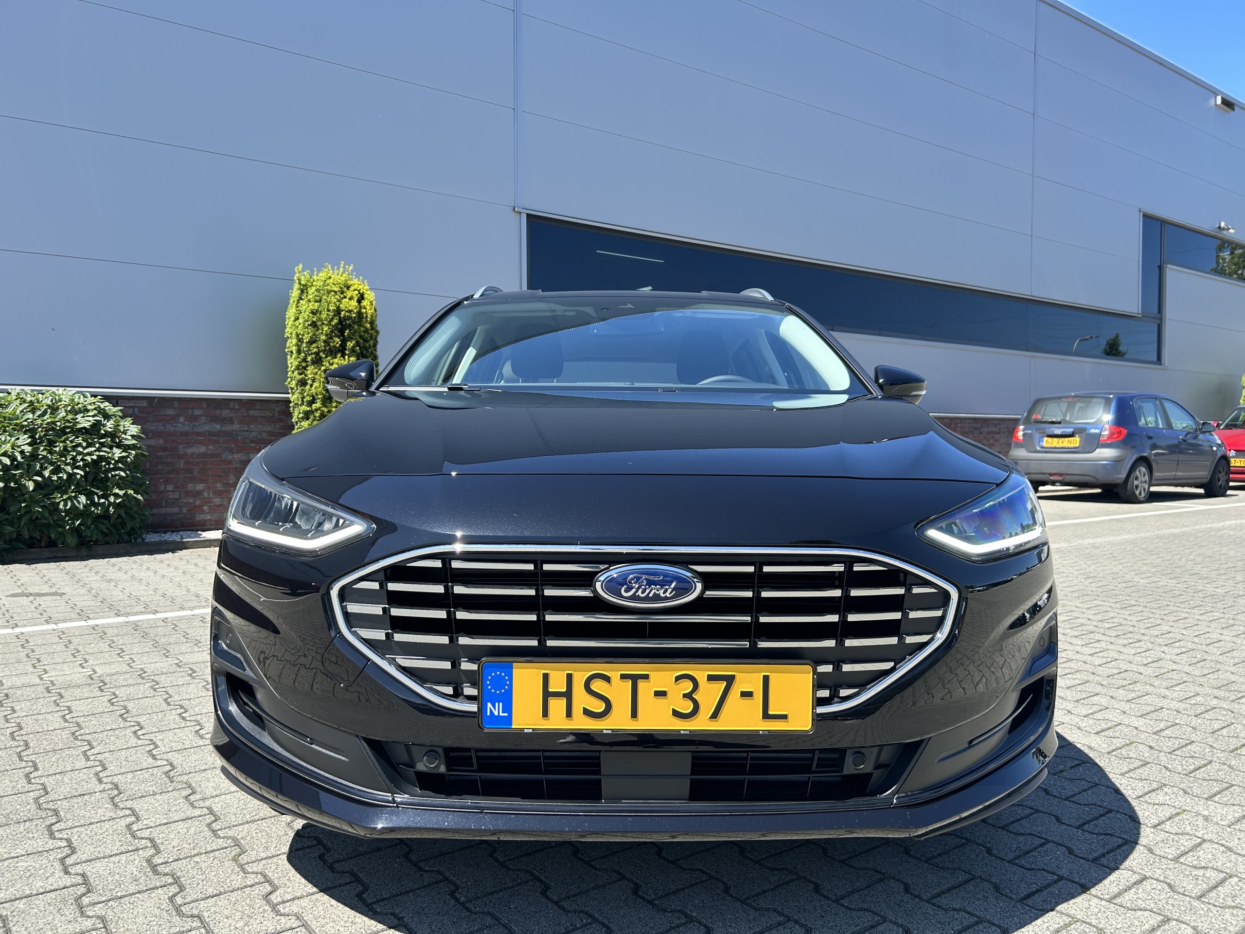 Ford Focus Wagon | 1.0 EcoBoost Hybrid Titanium