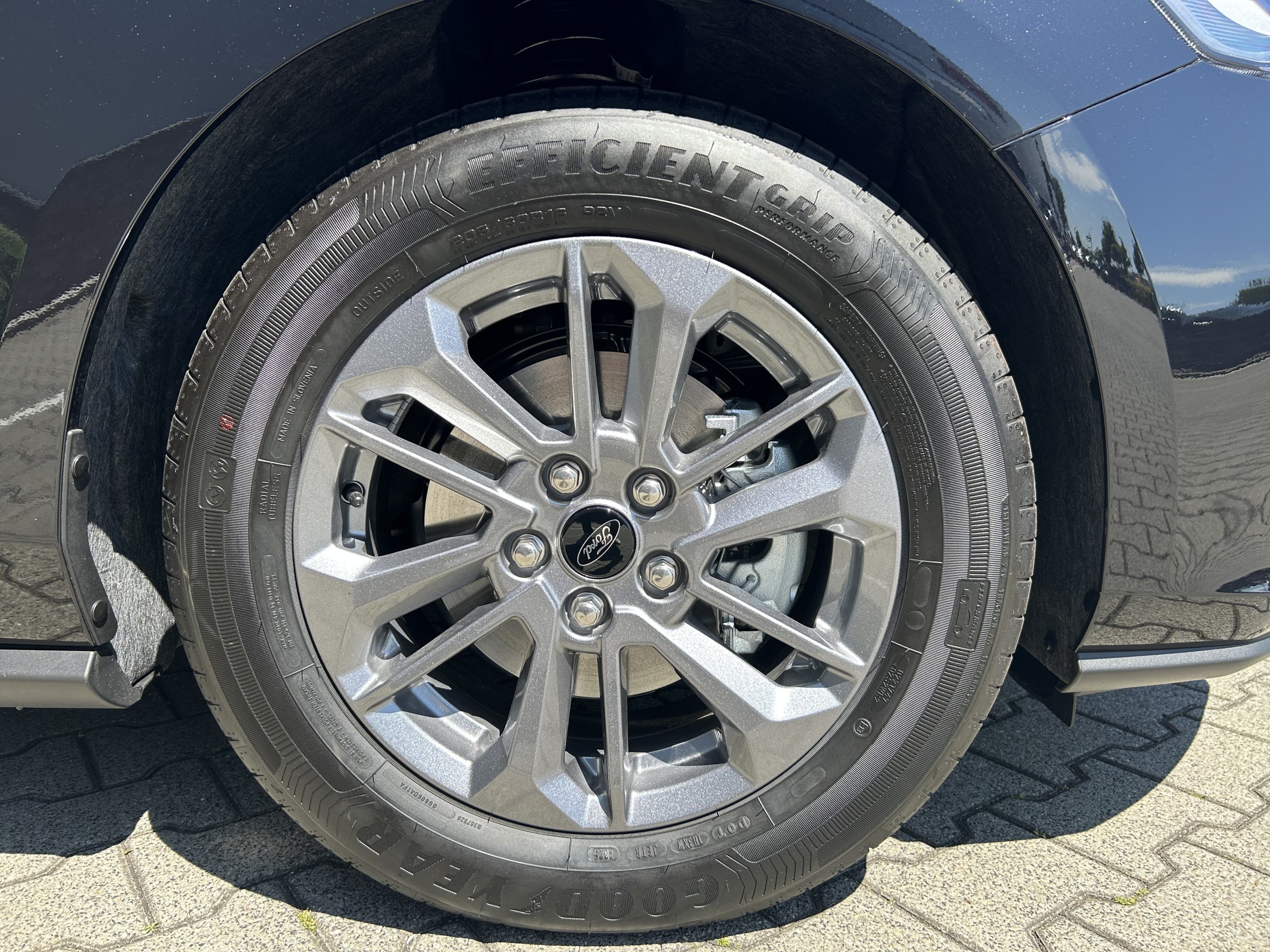 Ford Focus Wagon | 1.0 EcoBoost Hybrid Titanium
