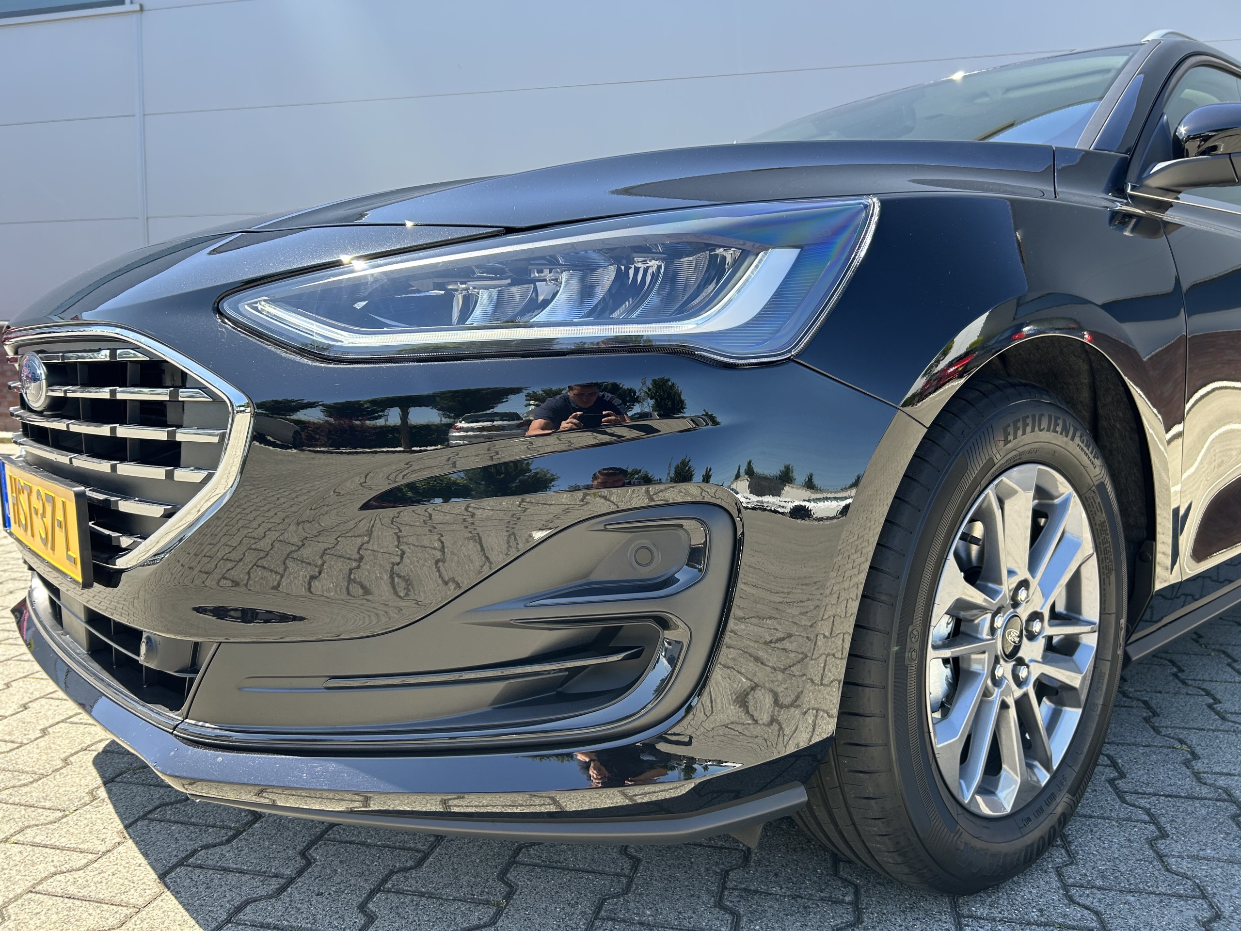 Ford Focus Wagon | 1.0 EcoBoost Hybrid Titanium