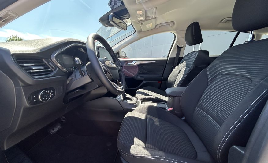 Ford Focus Wagon | 1.0 EcoBoost Hybrid Titanium