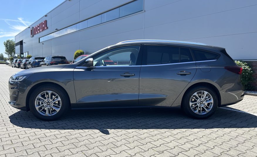 Ford Focus Wagon | 1.0 EcoBoost Hybrid Titanium