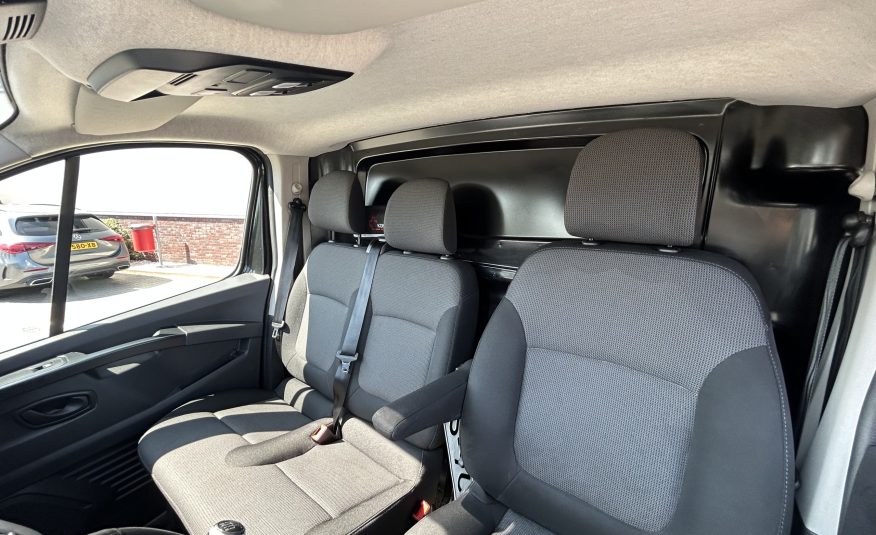 Renault Trafic | 2.0 dCi 130 T30 L2H1 Work Edition