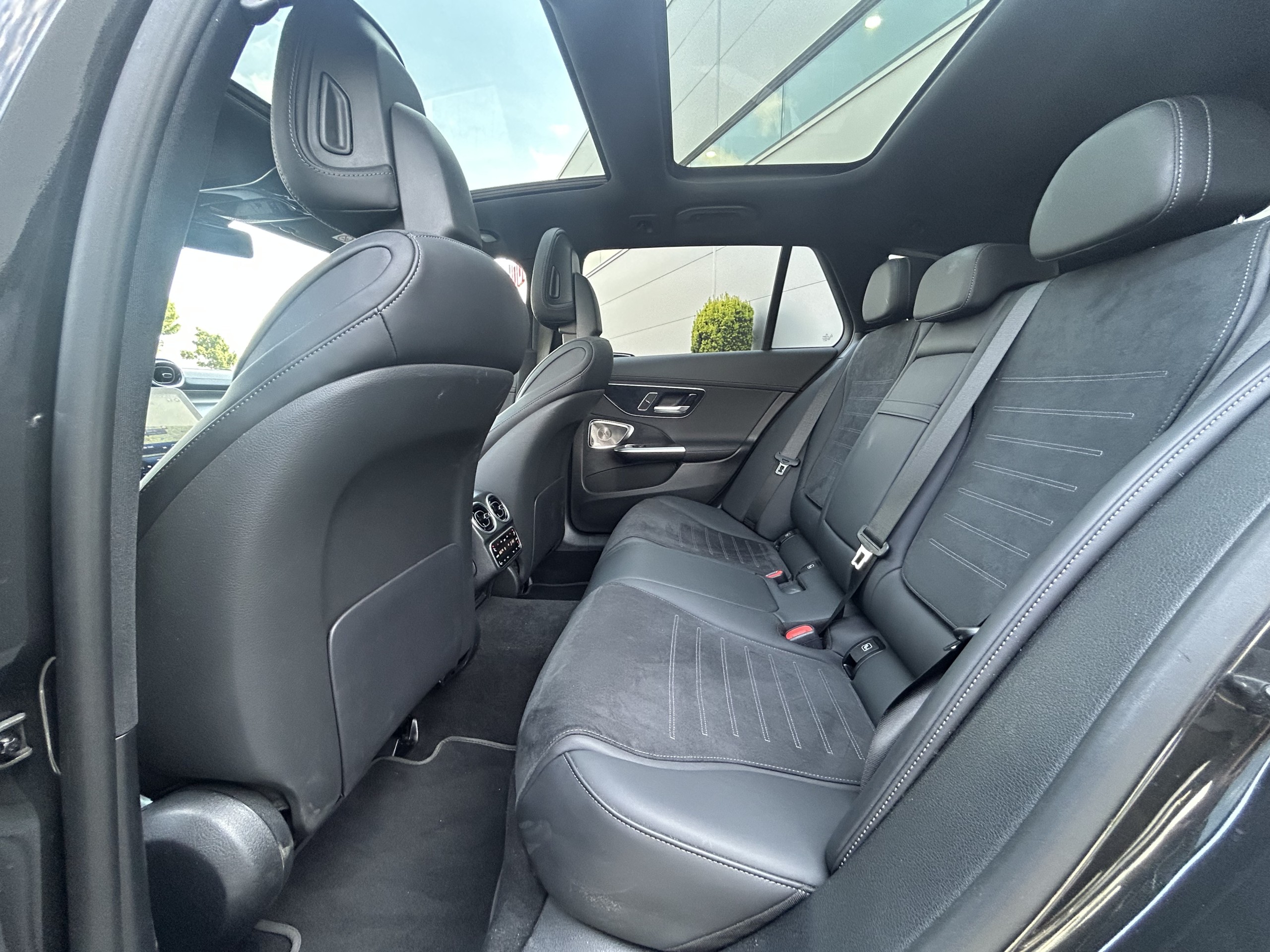Mercedes Benz C-Klasse Estate | 300e AMG Line