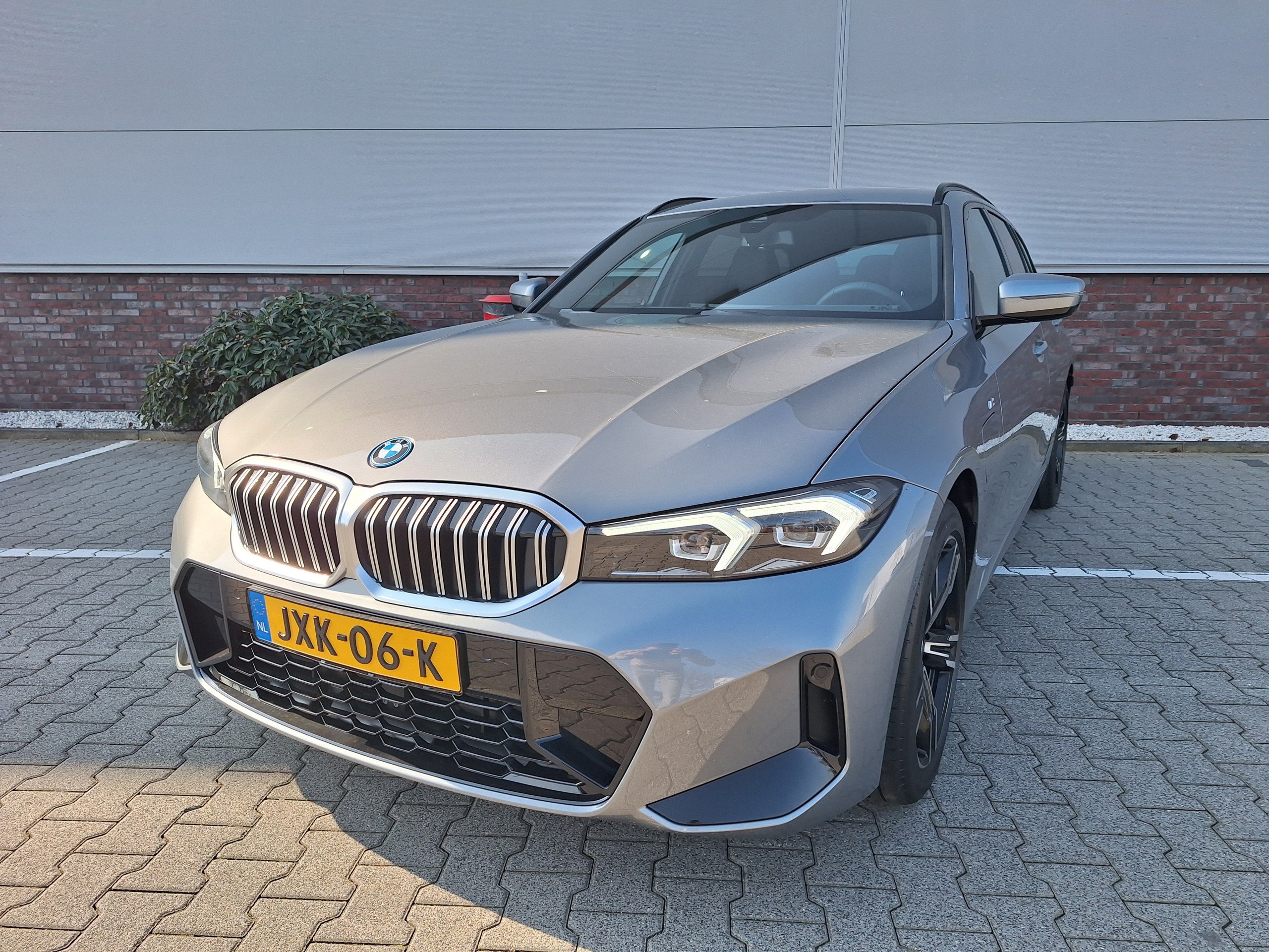BMW 330e | Touring M-Sport | Automaat | phev