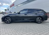 BMW 330e | Touring M-Sport | Automaat