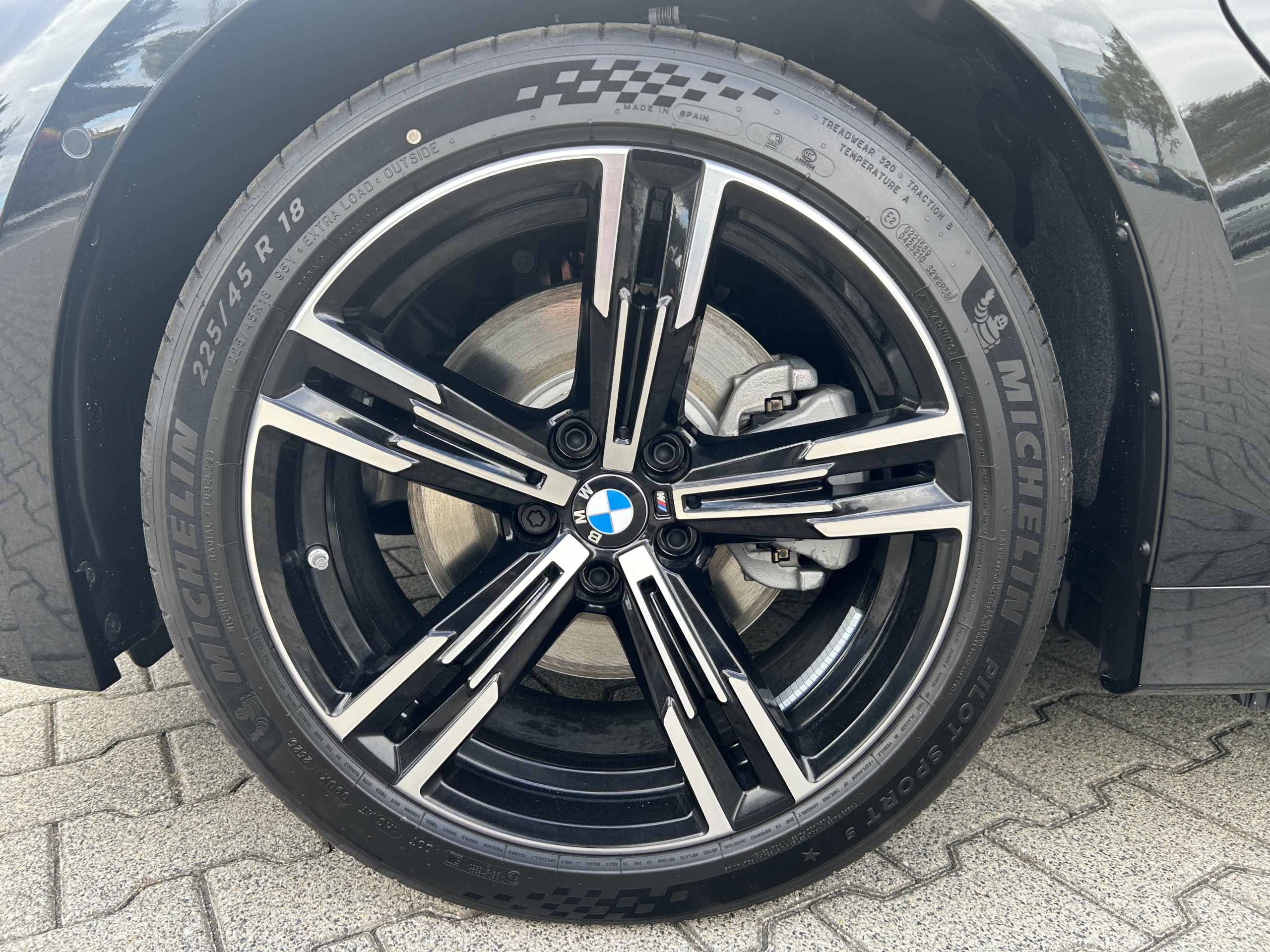 BMW 330e | Touring M-Sport | Automaat