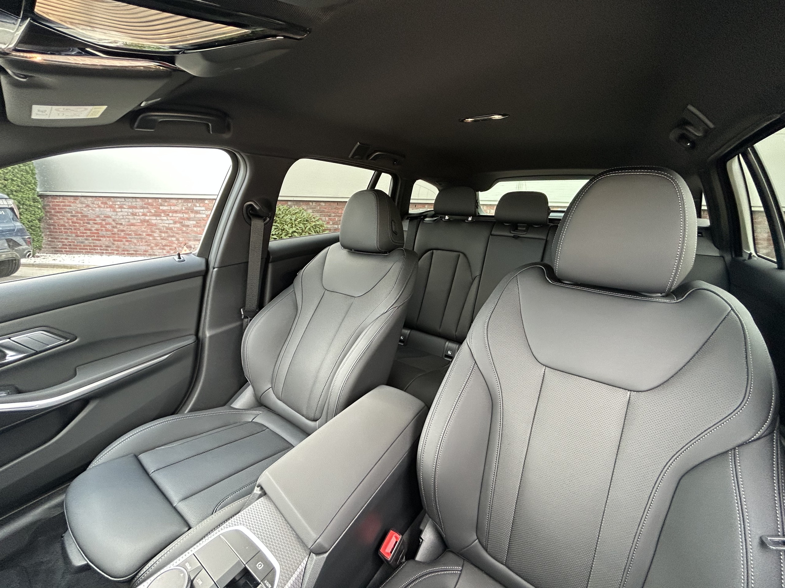 BMW 330e | Touring M-Sport | Automaat