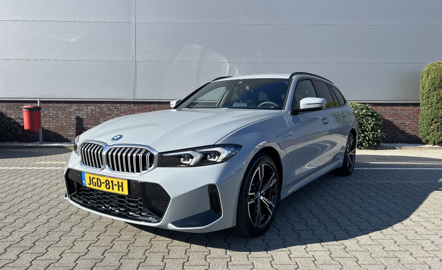 BMW 330e | Touring M-Sport | Automaat