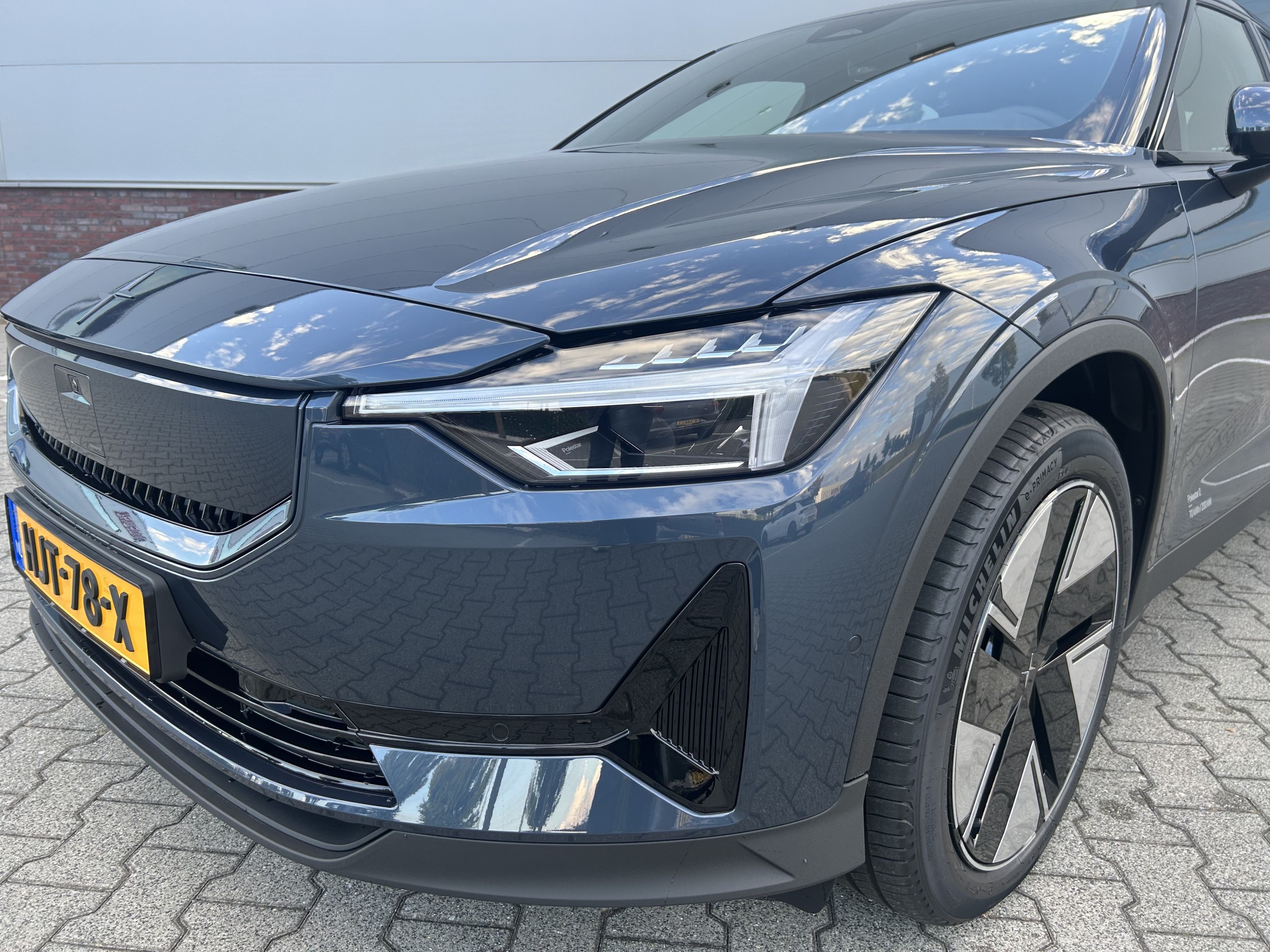 Polestar 2 | Standard Range Single Motor 70kWh