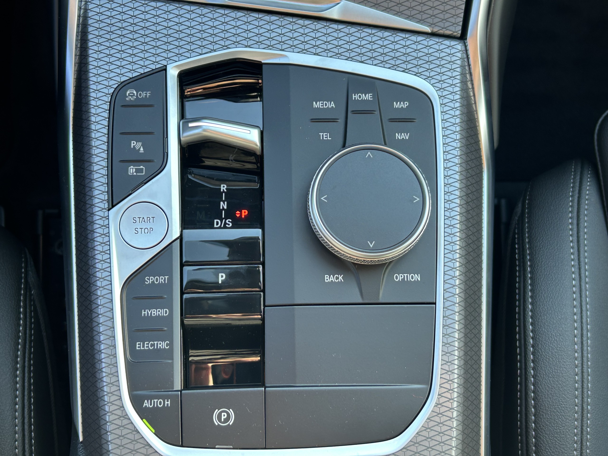 BMW 330e | Touring M-Sport | Automaat