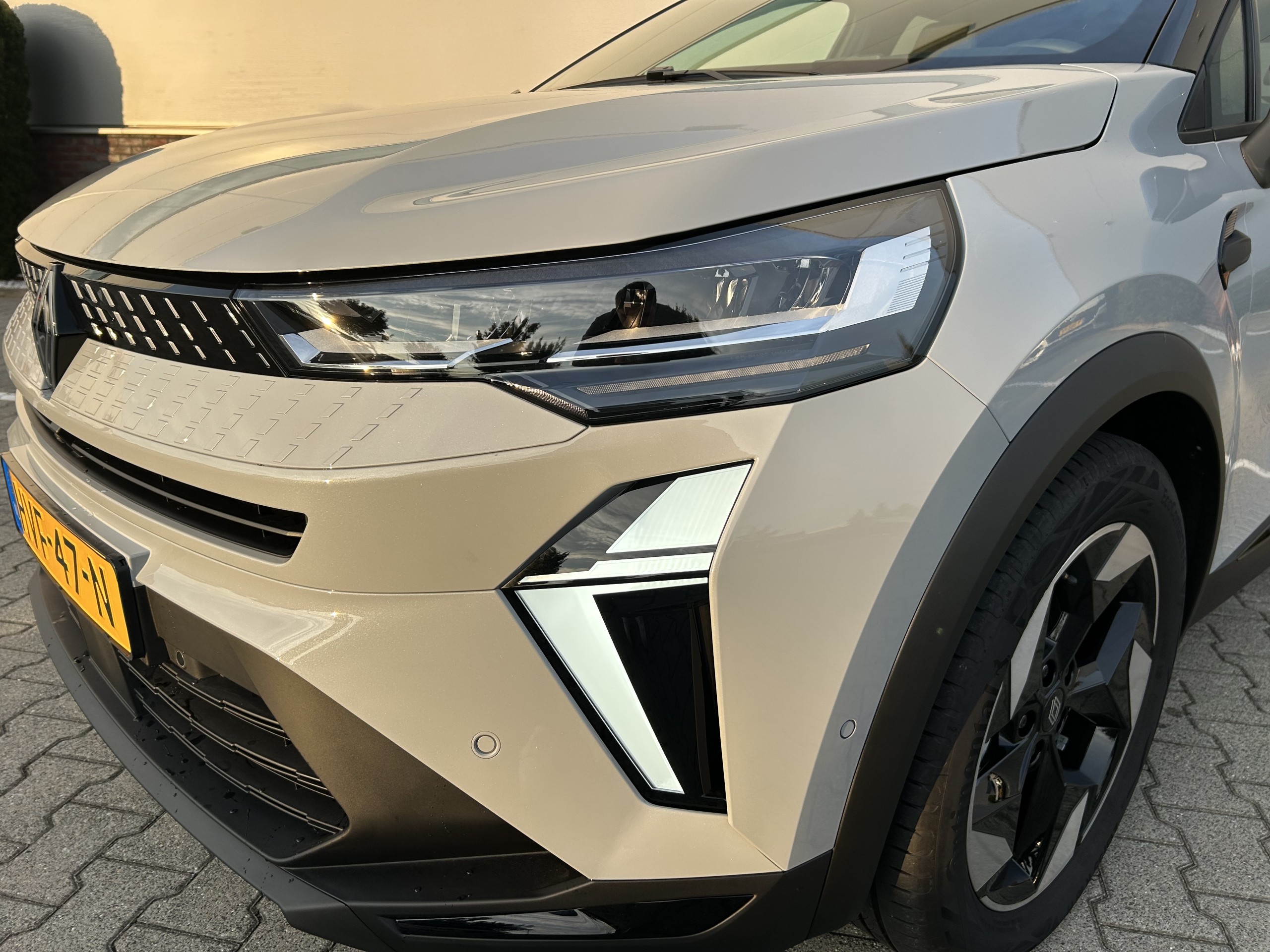 Renault Captur | 1.8 E-Tech full hybrid 160 techno