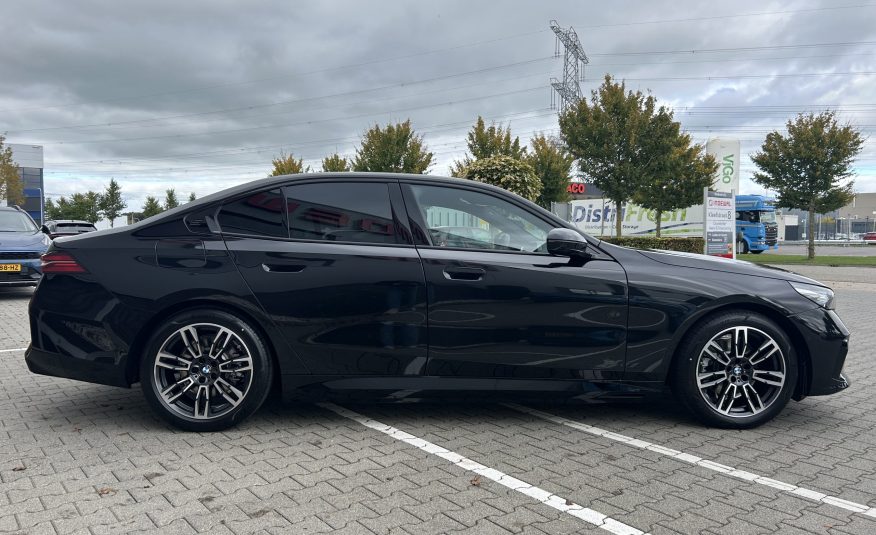 BMW 530e | Sedan M-Sport Edition