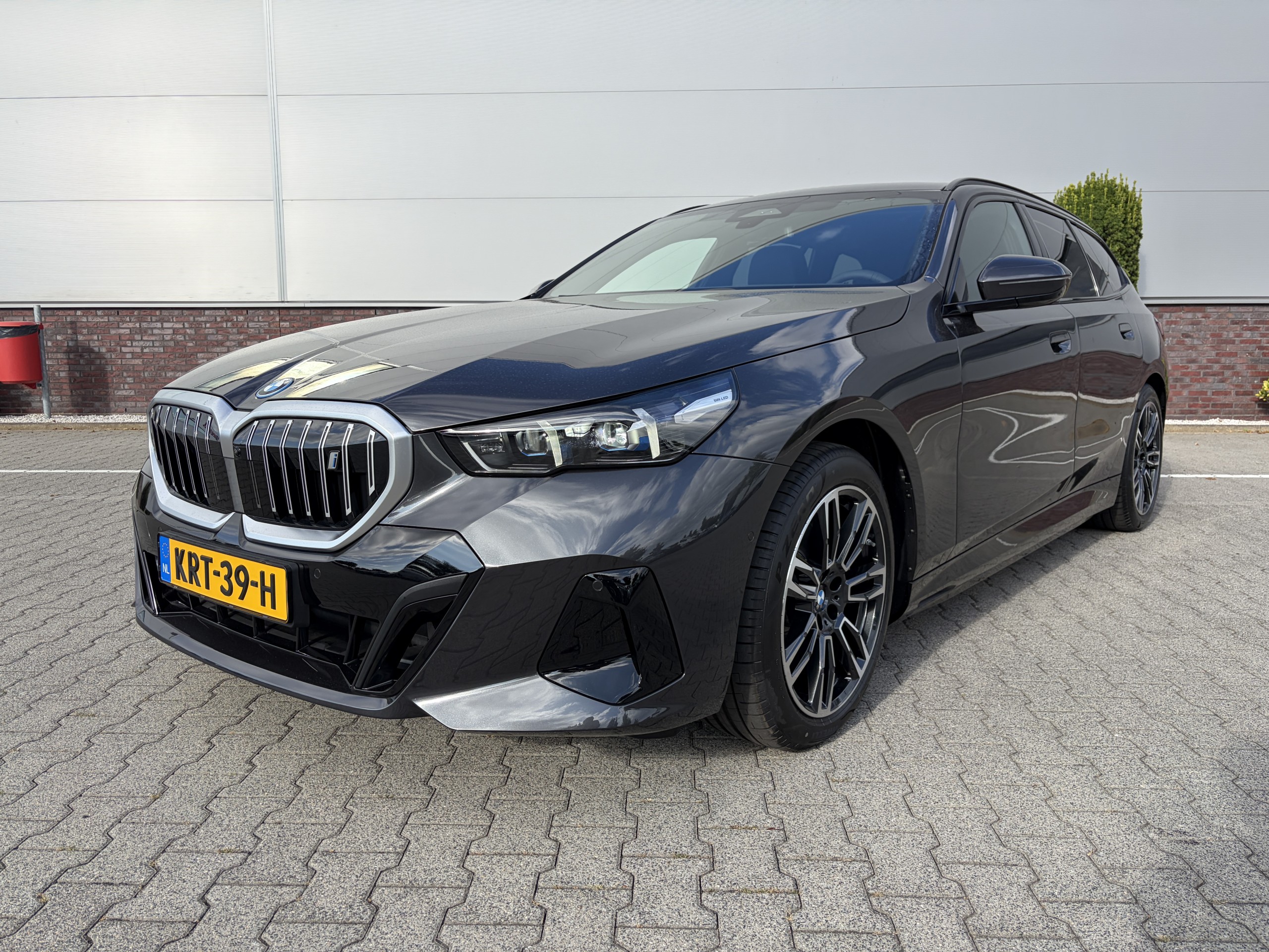 BMW i5 Touring | E- Drive40 M Sport Edition 94kWh