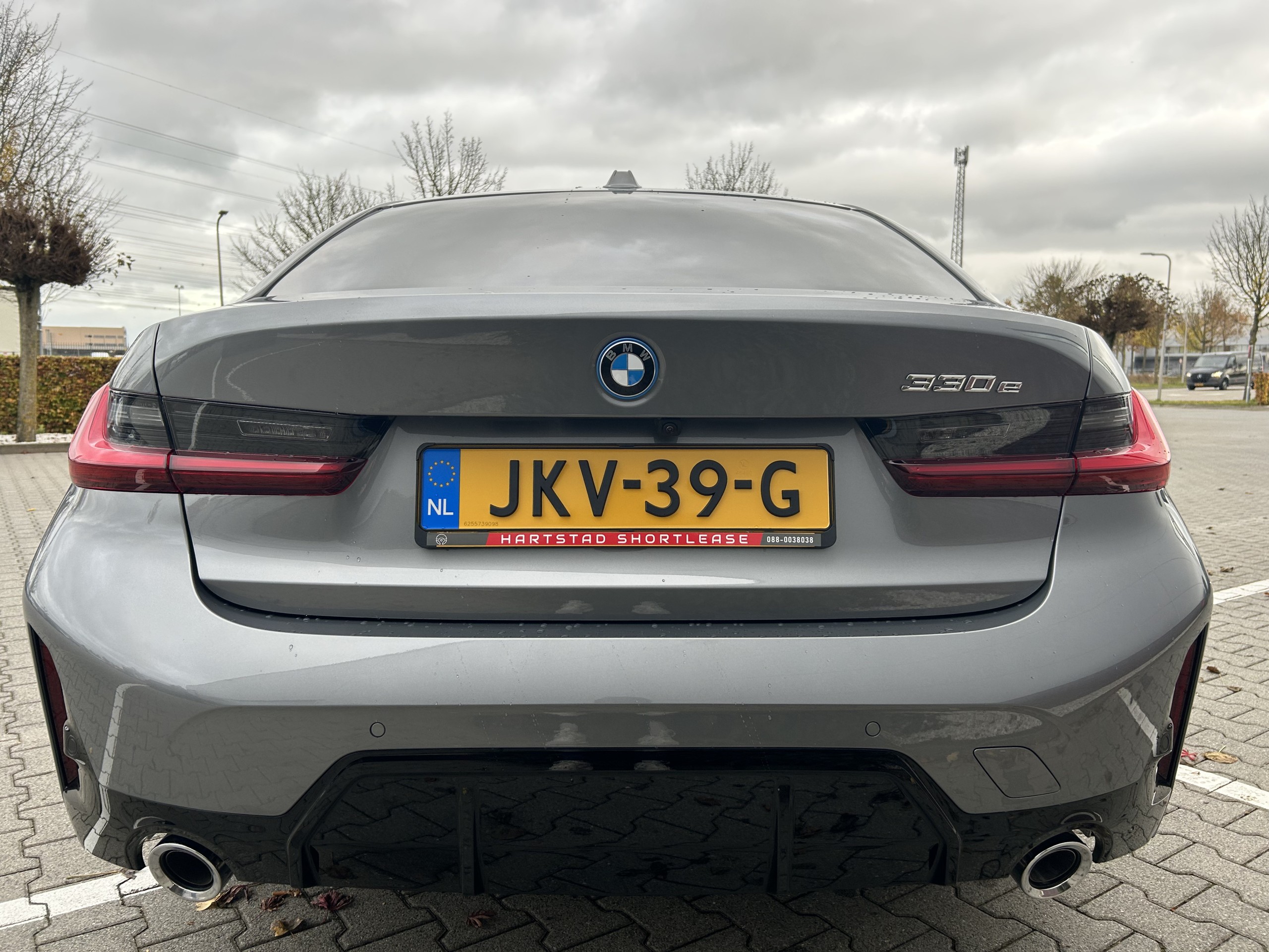 BMW 330e Sedan | M-Sport Edition | phev