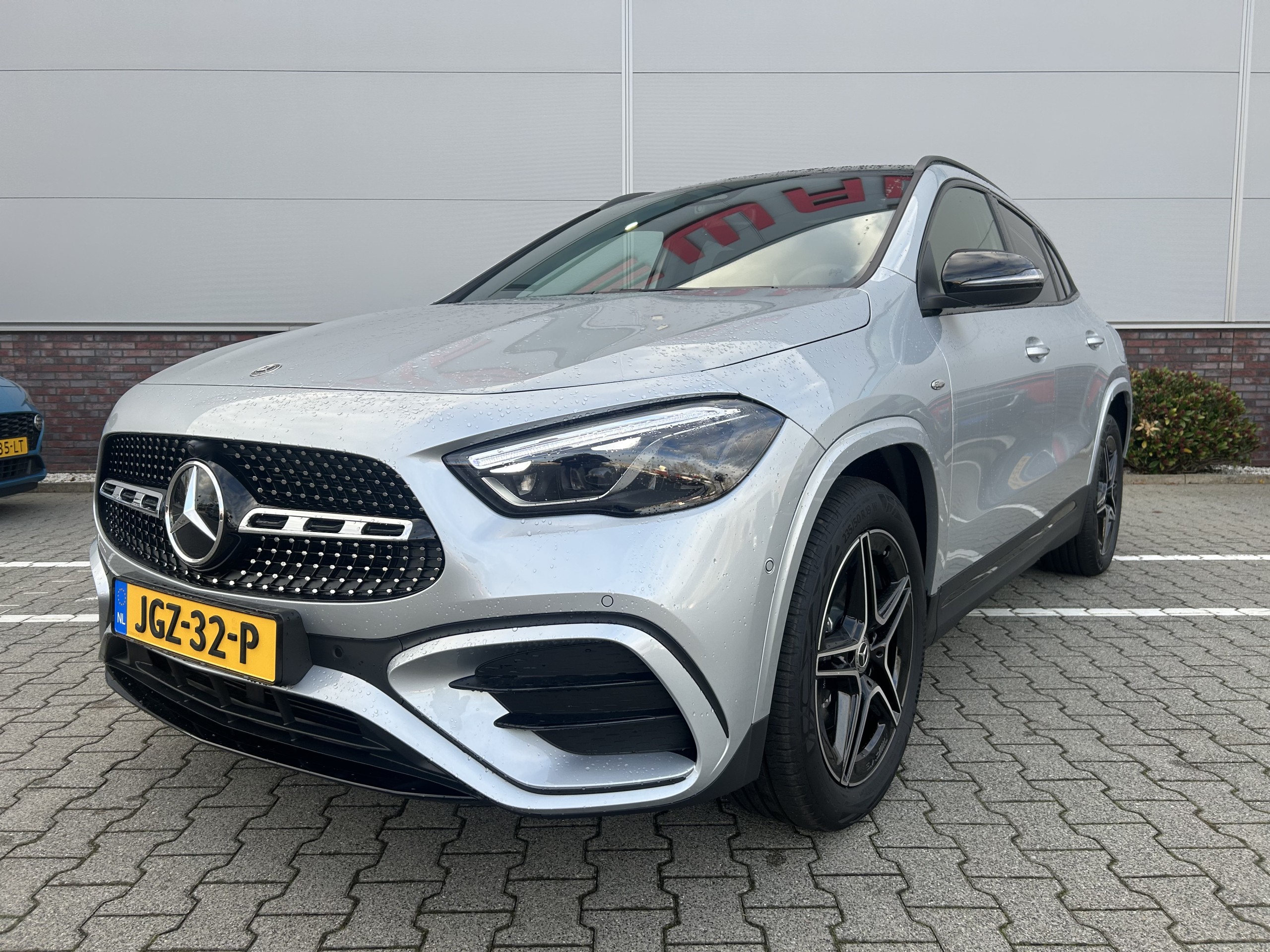 Mercedes-Benz | GLA-klasse 250 e Business Solution AMG