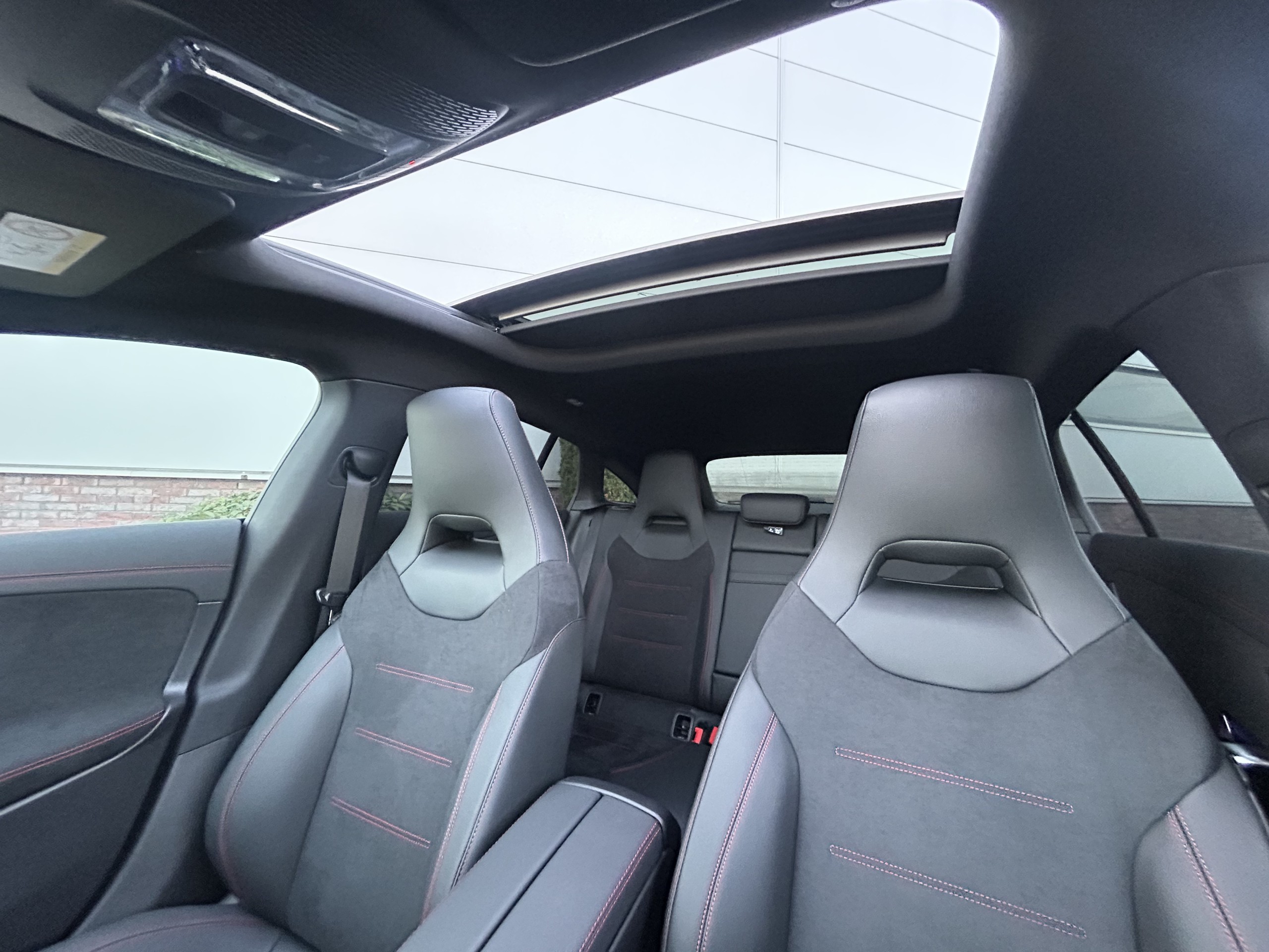 Mercedes-Benz | CLA-klasse Shooting Brake 250 e Business Solution