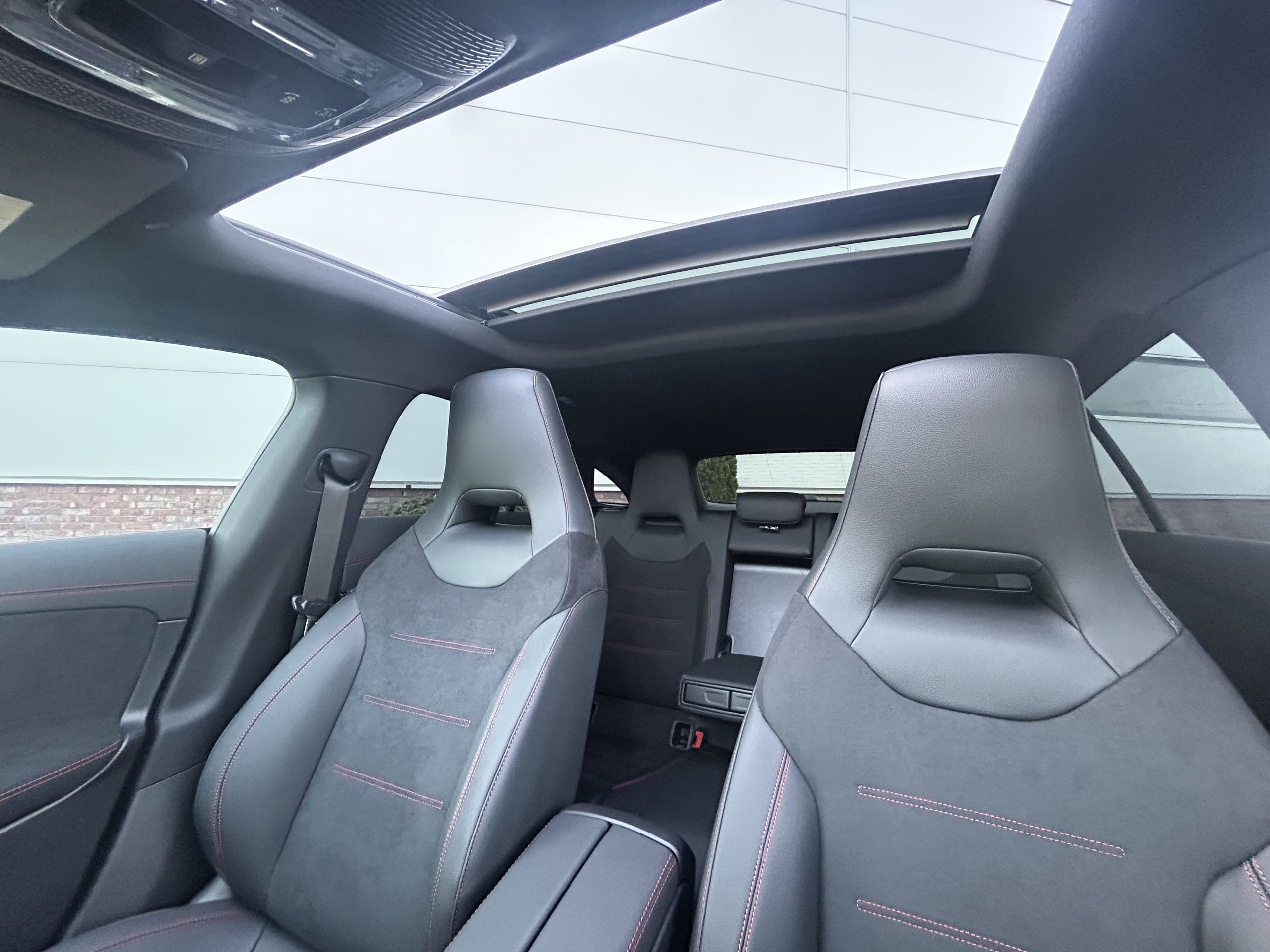 Mercedes-Benz | CLA-klasse Shooting Brake 250 e Business Solution