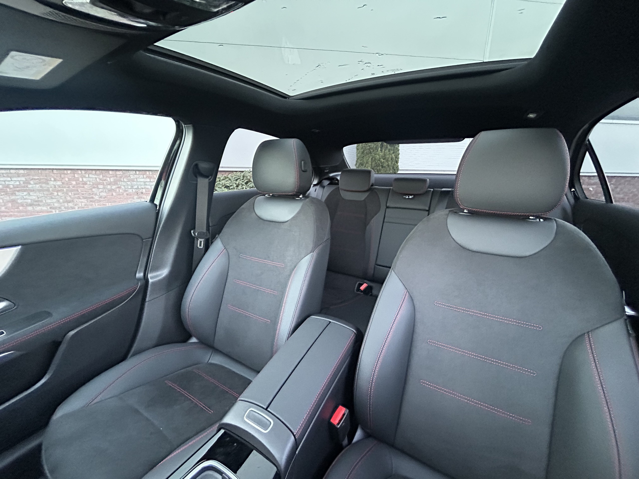 Mercedes-Benz | CLA-klasse 250 e Limousine Business Solution AMG