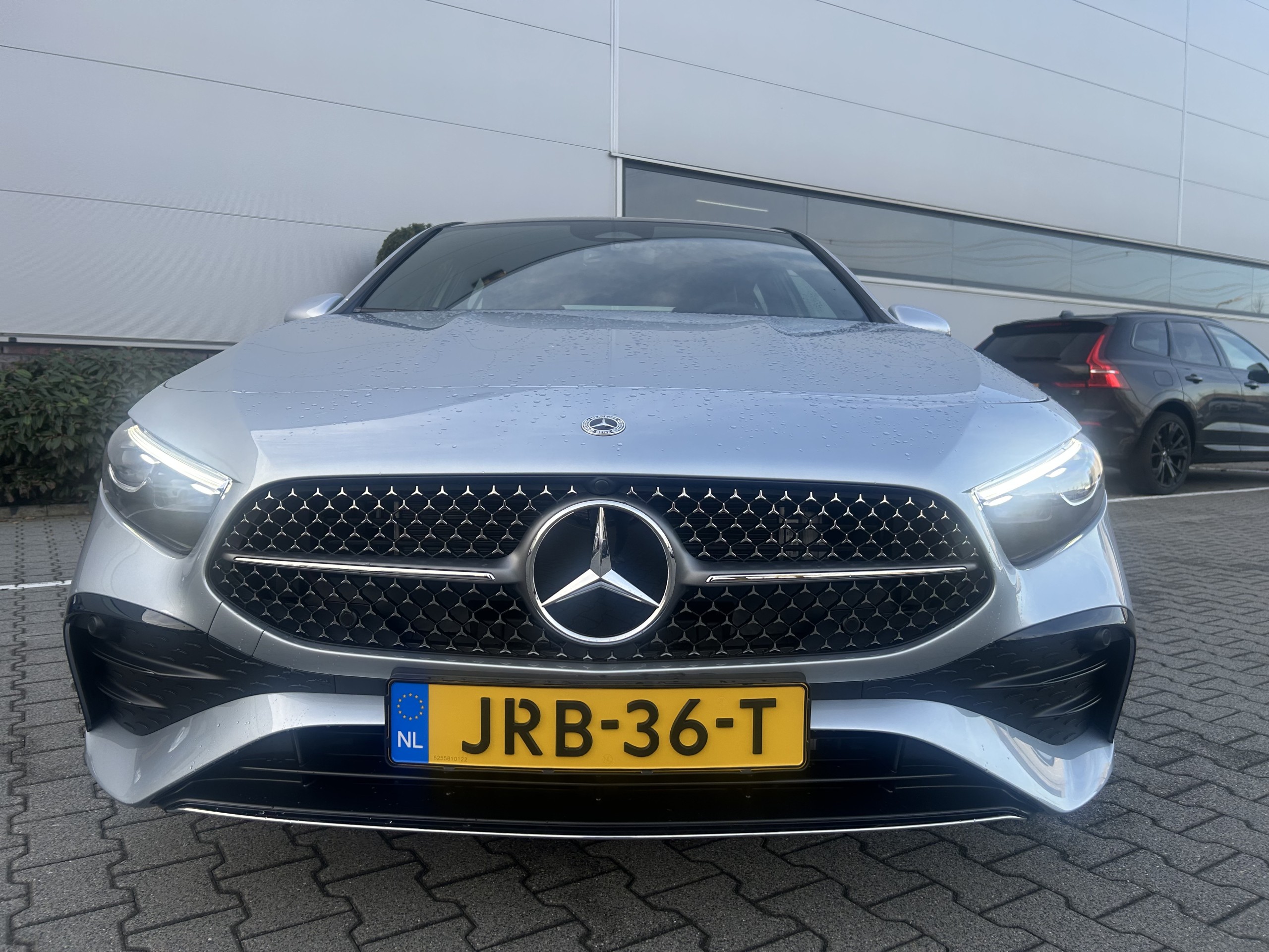Mercedes Benz | A-Klasse 250e Business Solution AMG