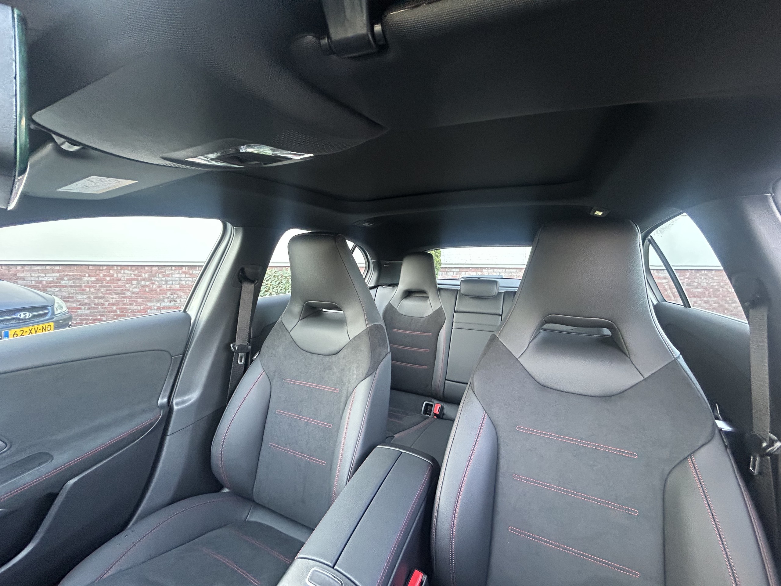 Mercedes Benz | A-Klasse 250e Business Solution AMG