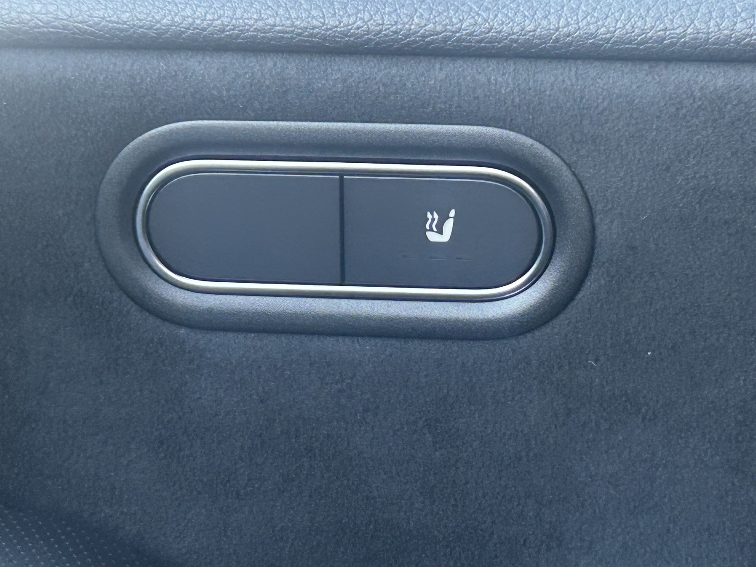 Mercedes Benz | A-Klasse 250e Business Solution AMG