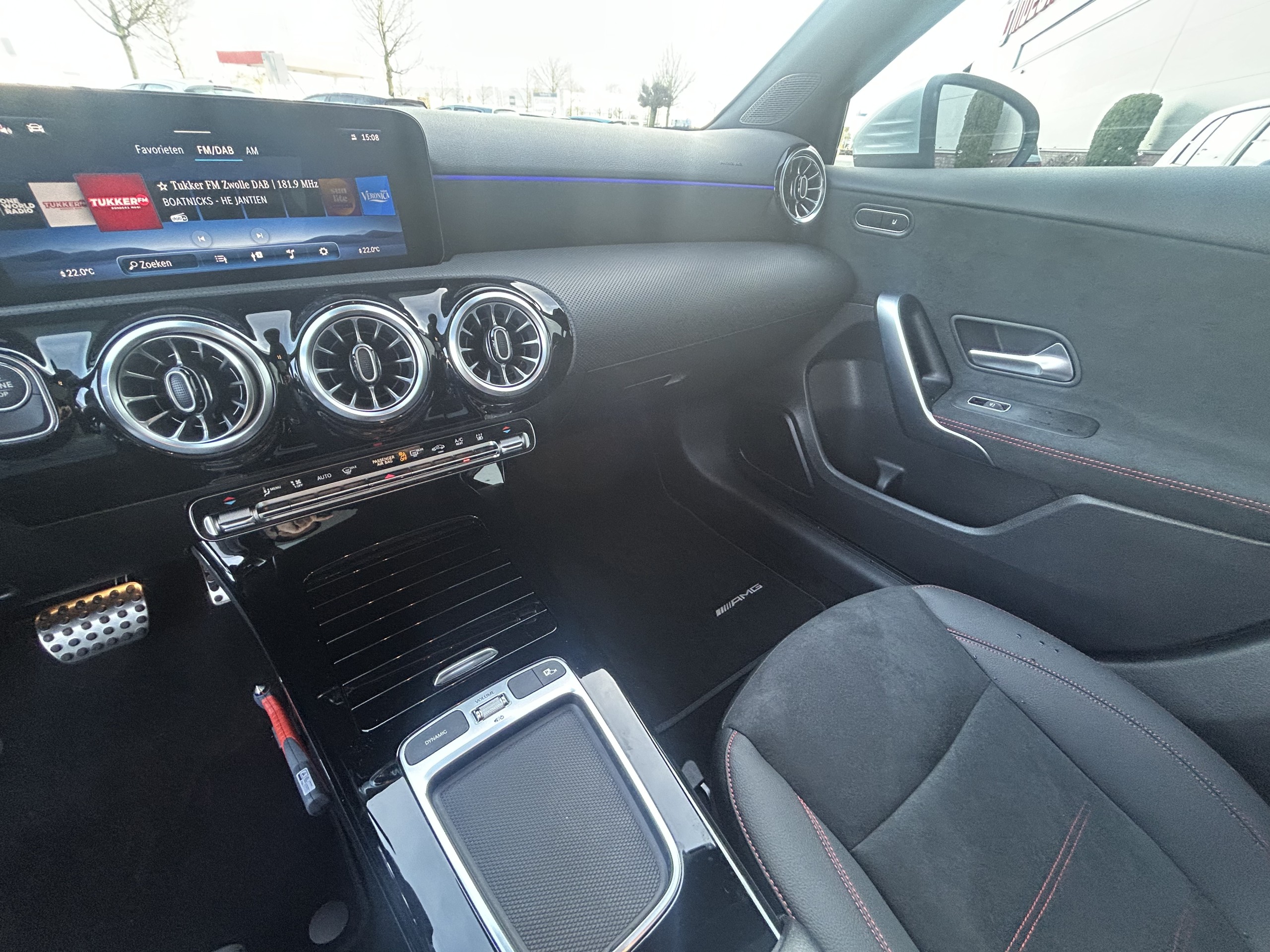 Mercedes Benz | A-Klasse 250e Business Solution AMG