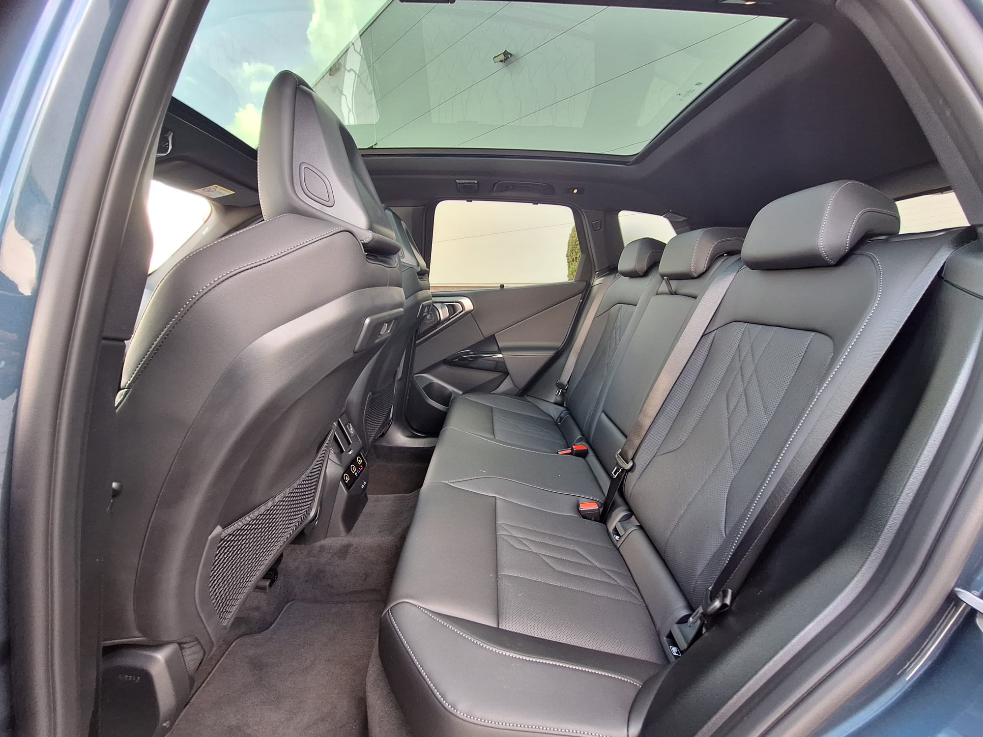 BMW X3 | X-DRIVE30E | PHEV | M-Pakket | Zwart interieur