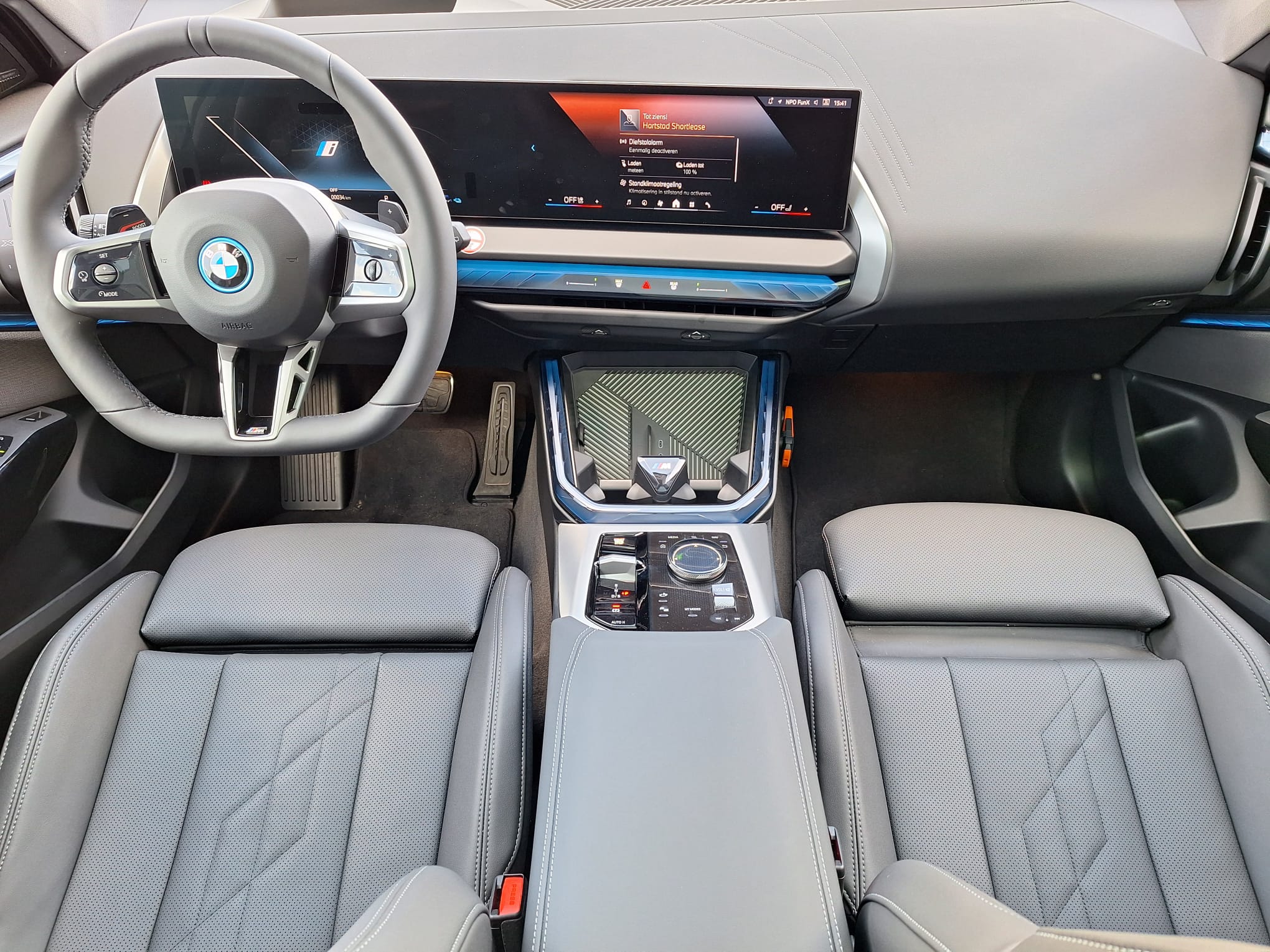 BMW X3 | X-DRIVE30E | PHEV | M-Pakket | Zwart interieur