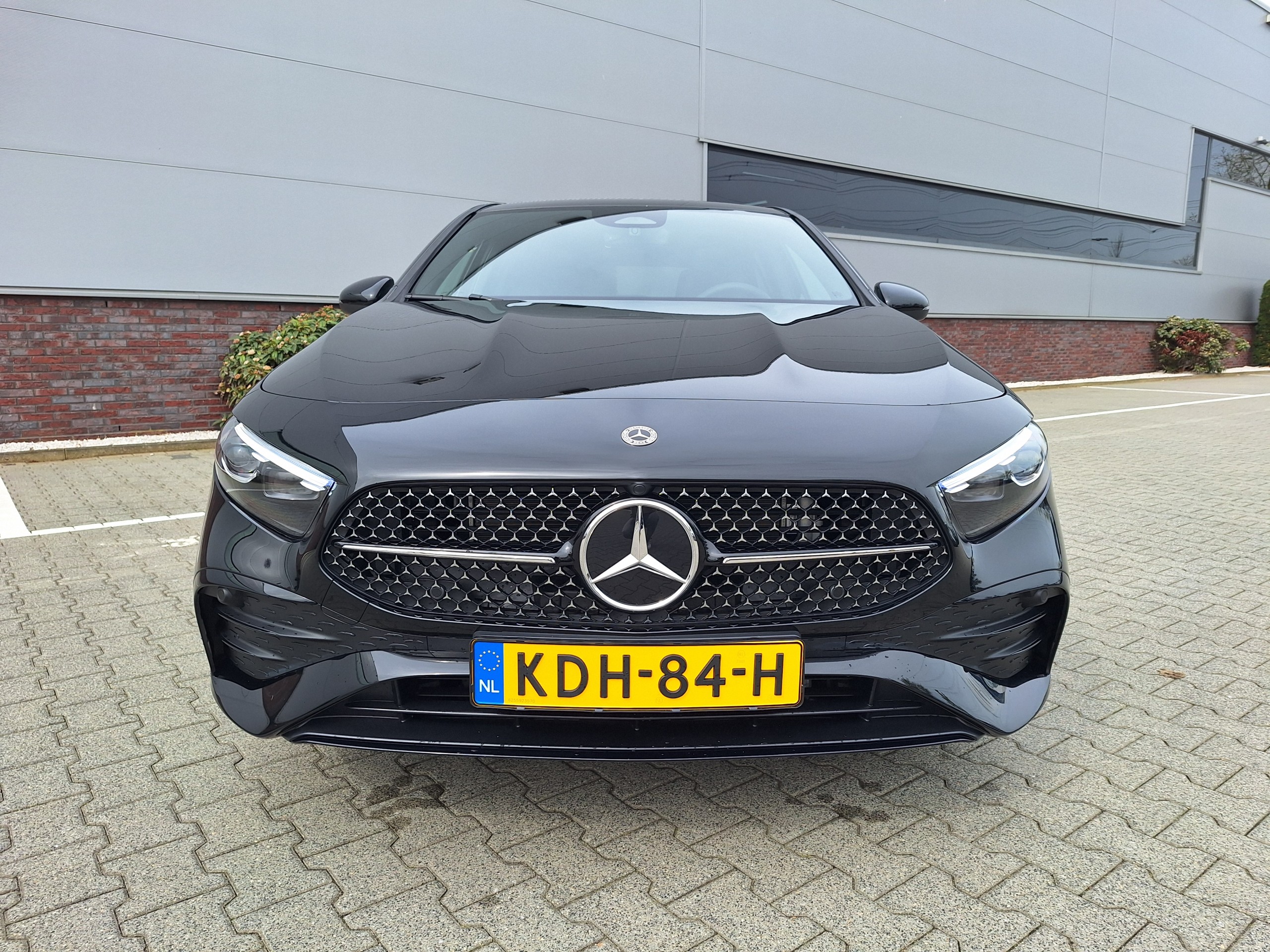 Mercedes Benz | A-Klasse 250e Business Solution AMG Multispaaks