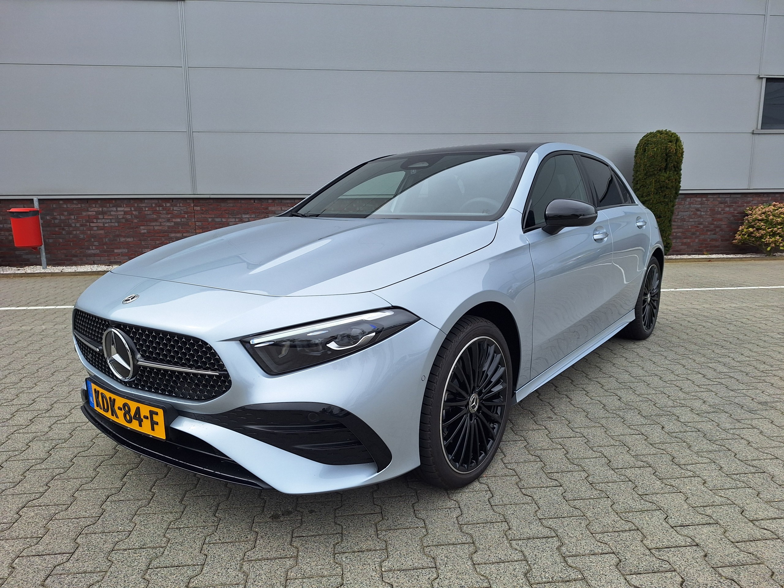 Mercedes Benz | A-Klasse 250e Business Solution AMG Multispaaks