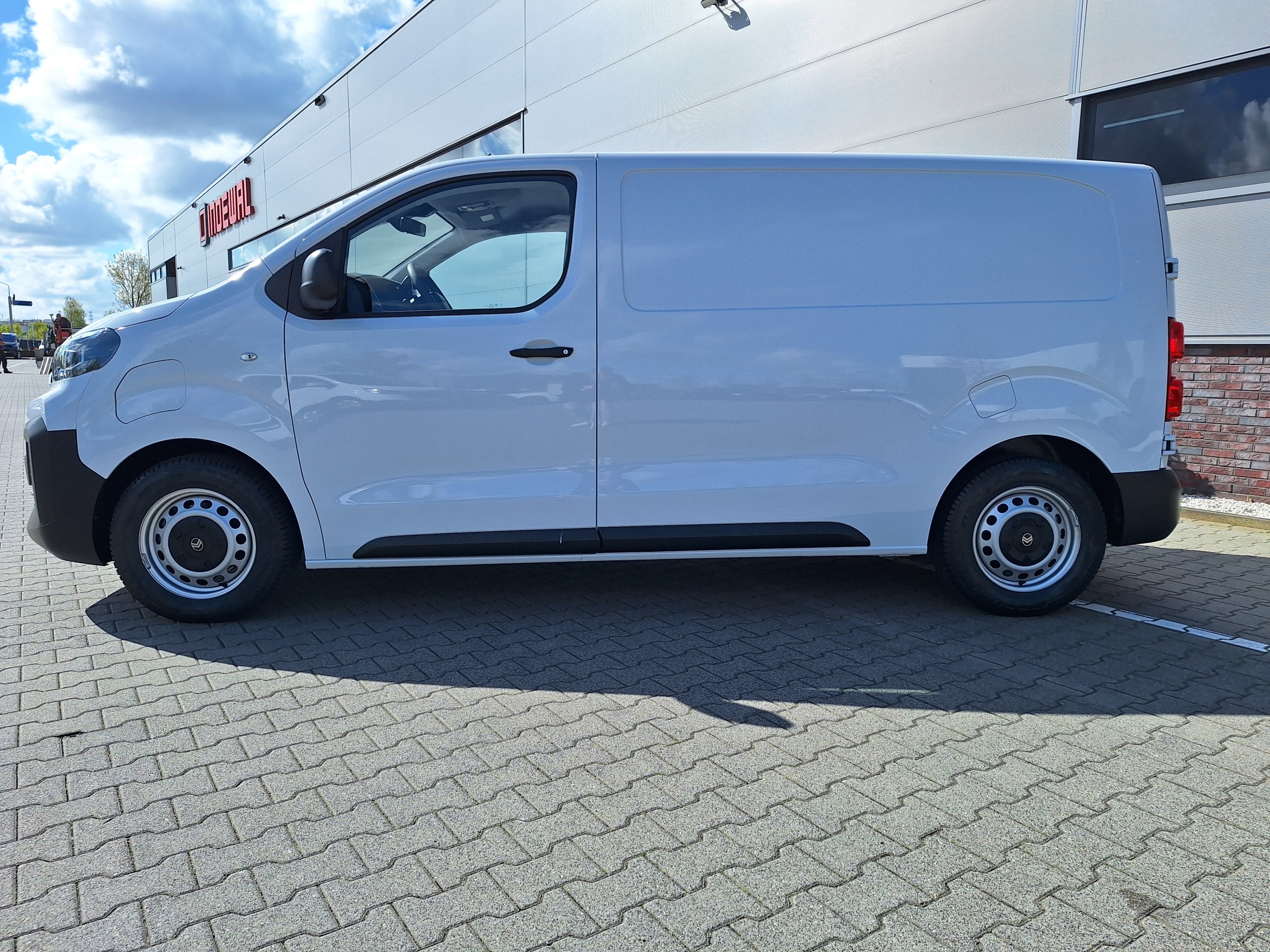 Citroen ë-Jumpy | L2 136 75 kWh