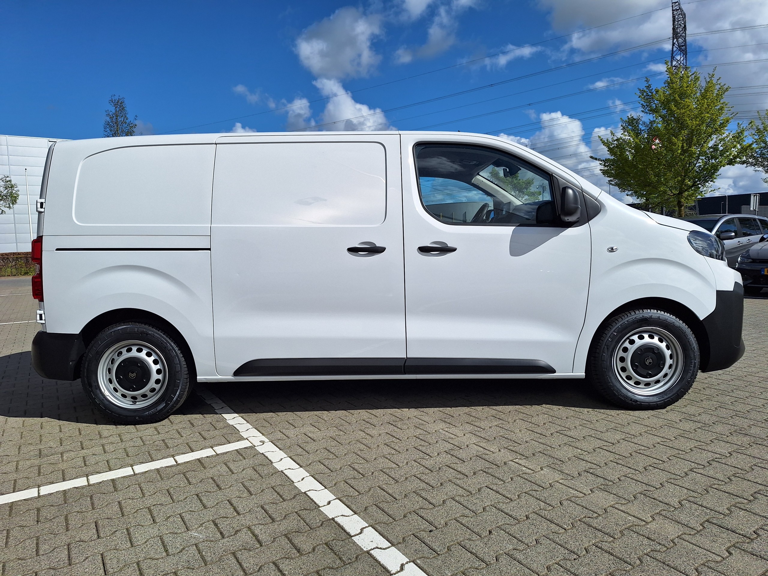 Citroen ë-Jumpy | L2 136 75 kWh