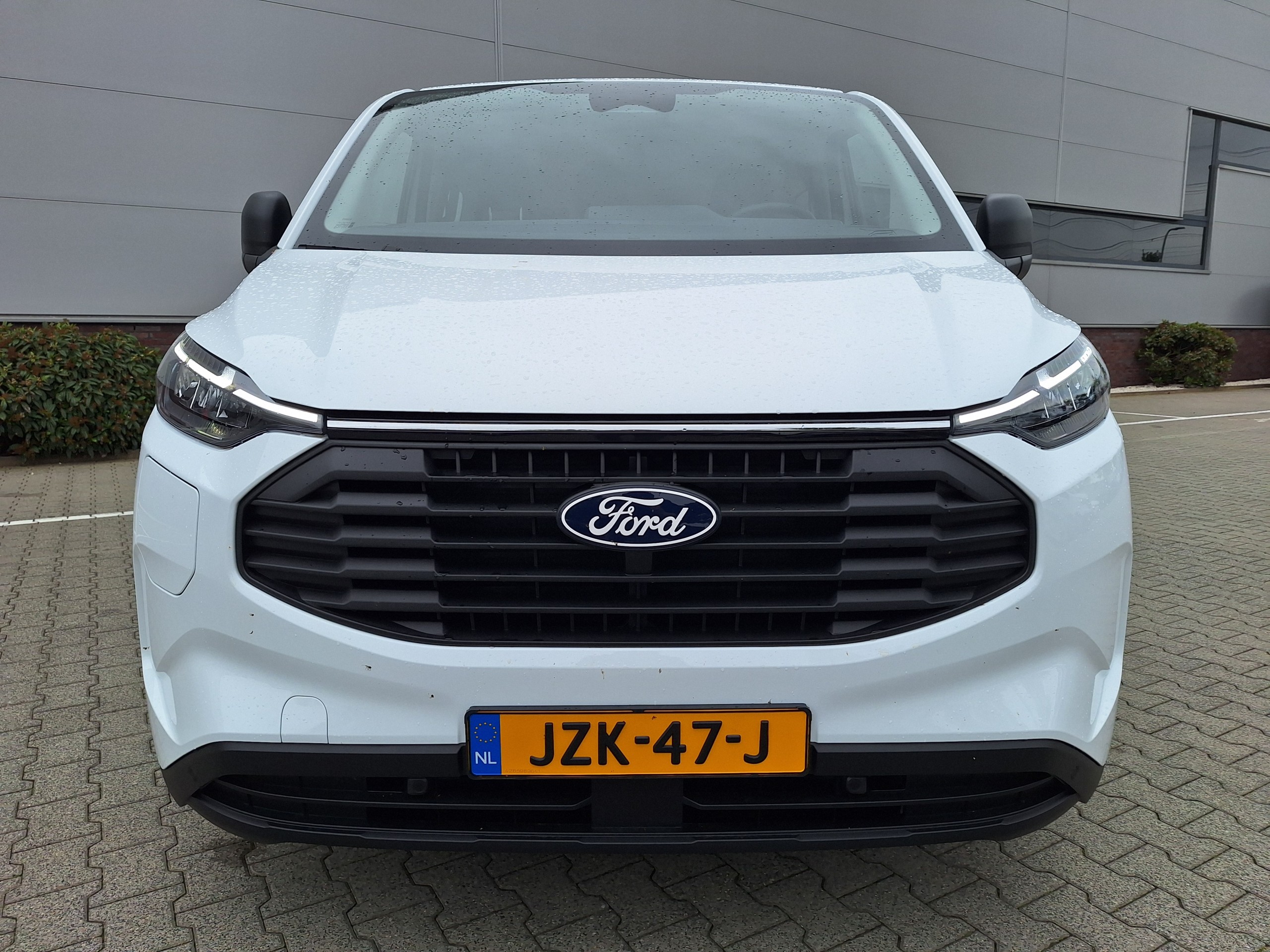 Ford Transit Custum | 340 2.5 PHEV L2H1 Limited | 9 persoons
