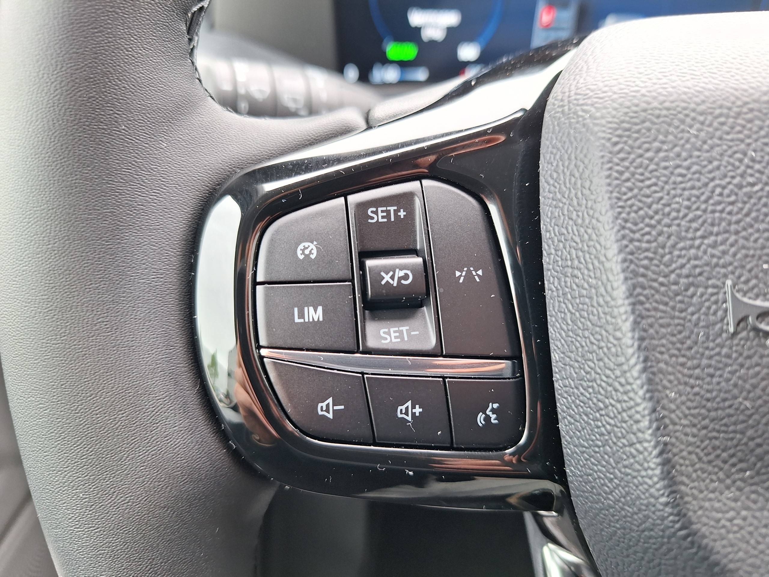 Ford Transit Custum | 340 2.5 PHEV L2H1 Limited | 9 persoons